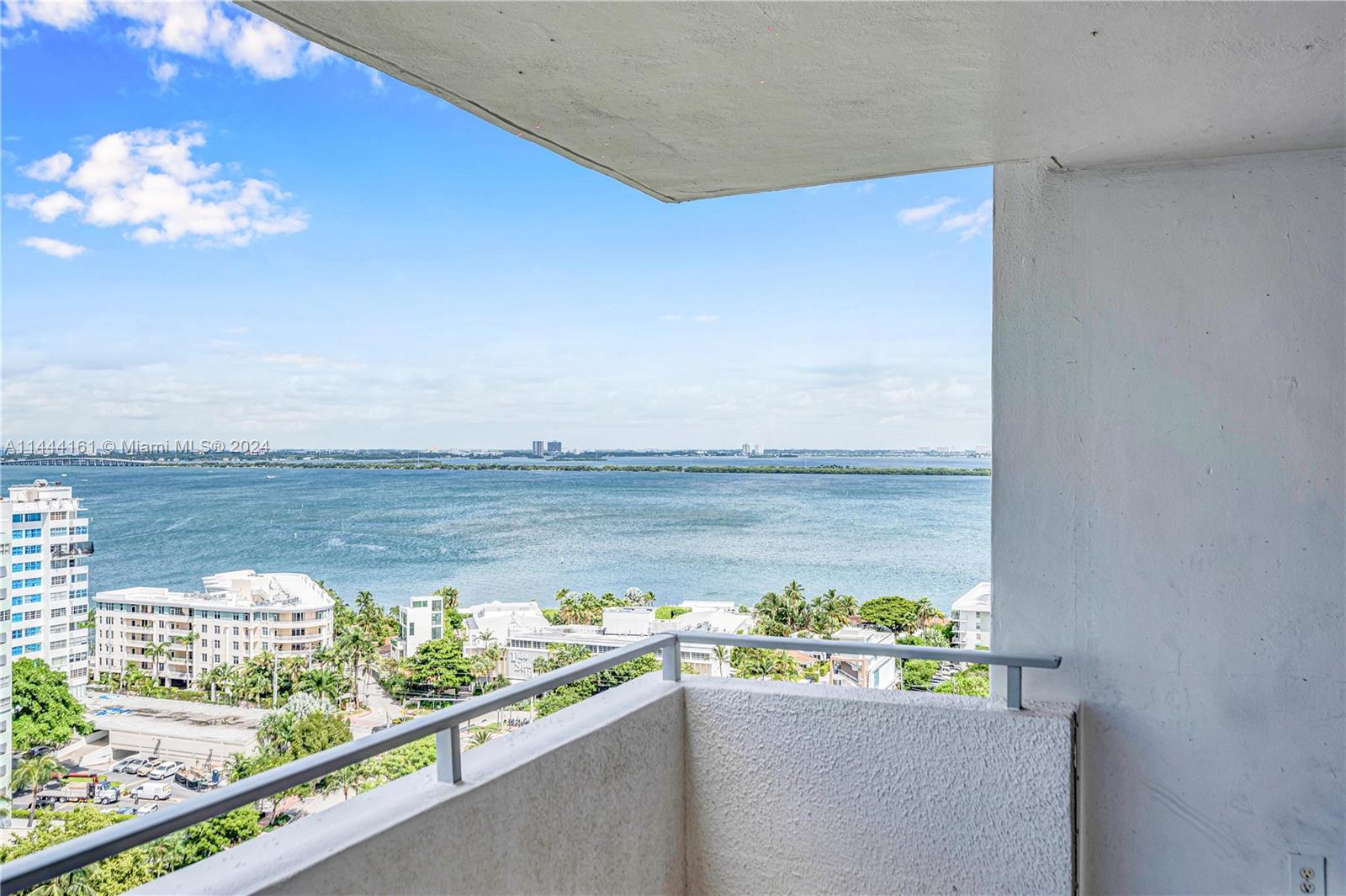 11 Island Ave Unit: 2007