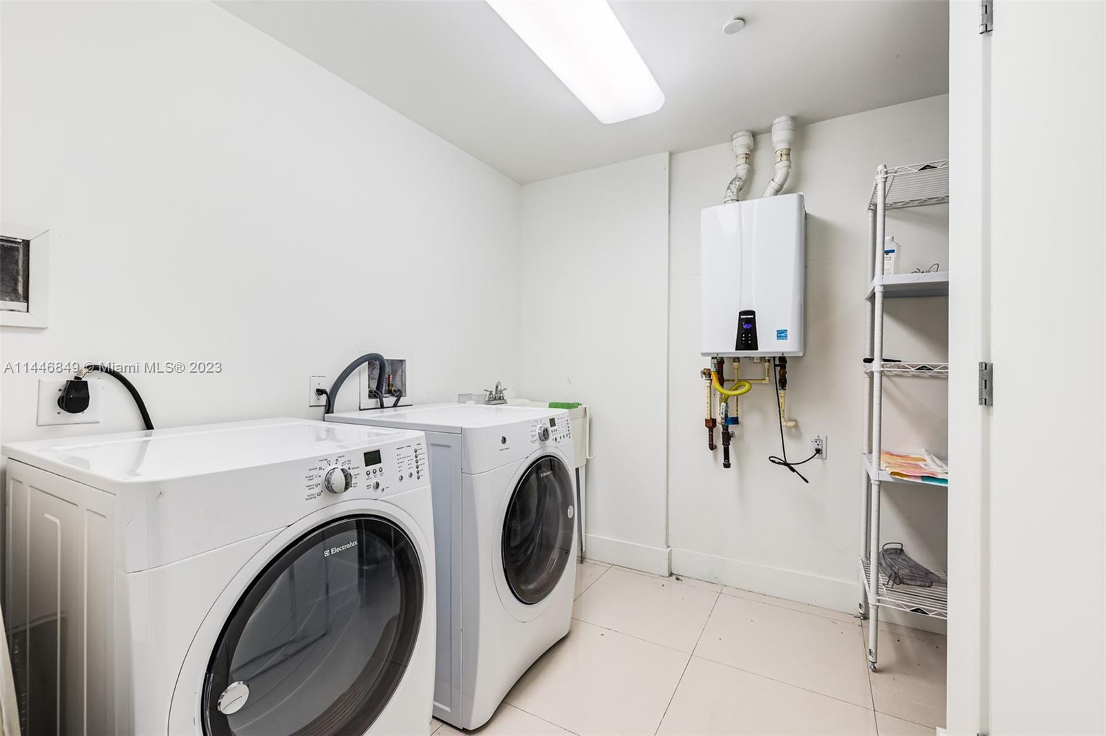 2205 S Surf Rd Unit: 3A