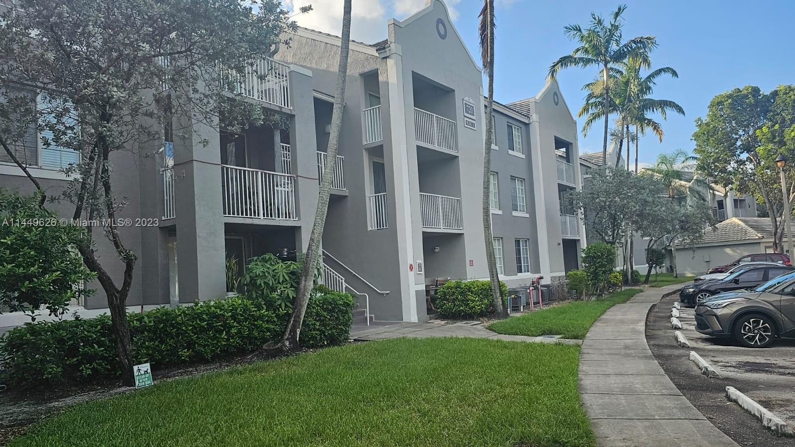11133 SW 8th St Unit: 205