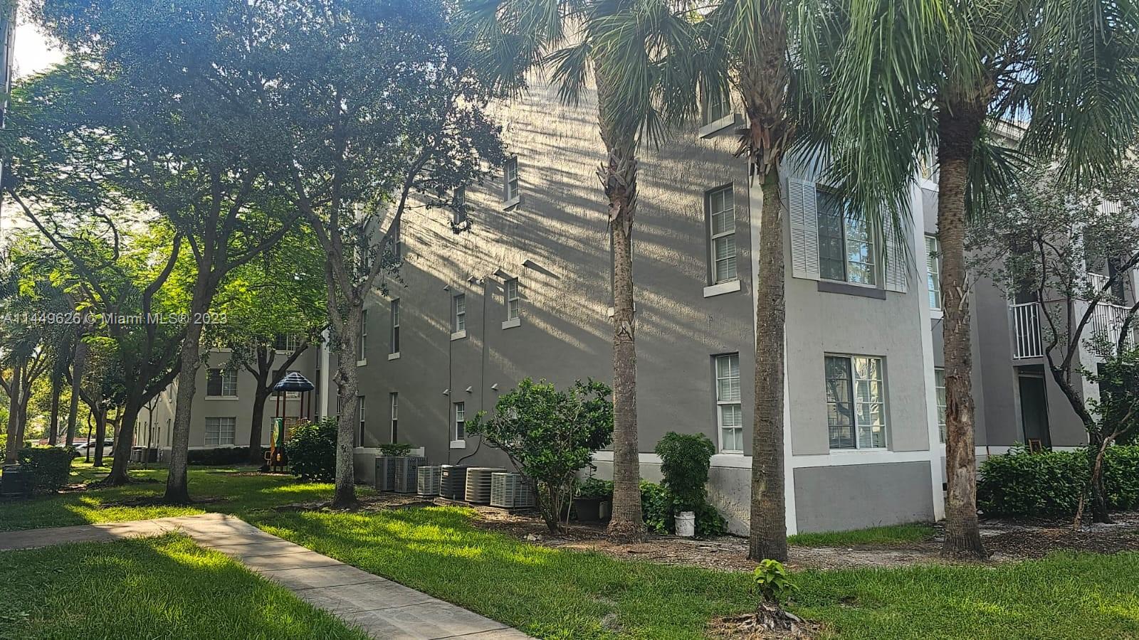 11133 SW 8th St Unit: 205