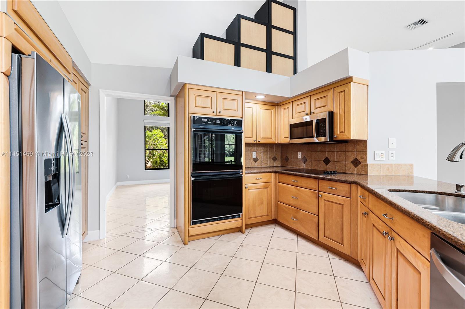 1256 S Manor Dr S