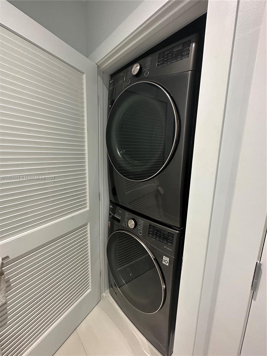 7930 E Dr Dr Unit: 1108