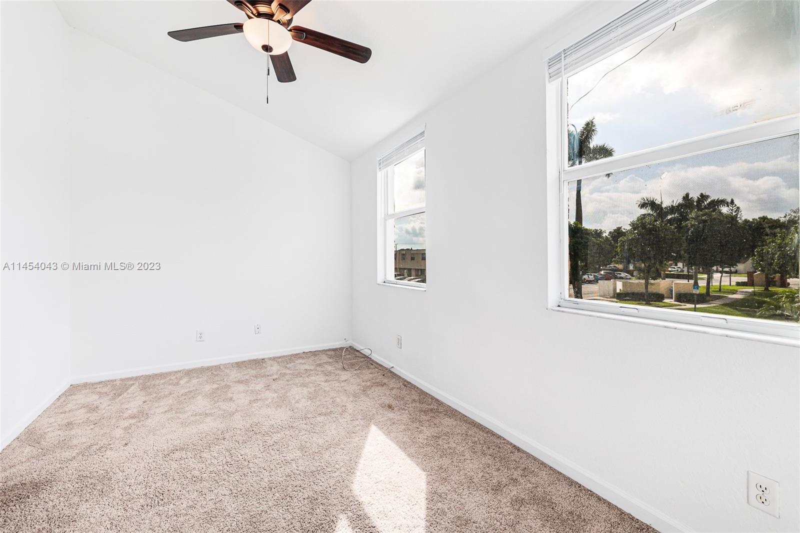 6621 Winfield Blvd Unit: 1