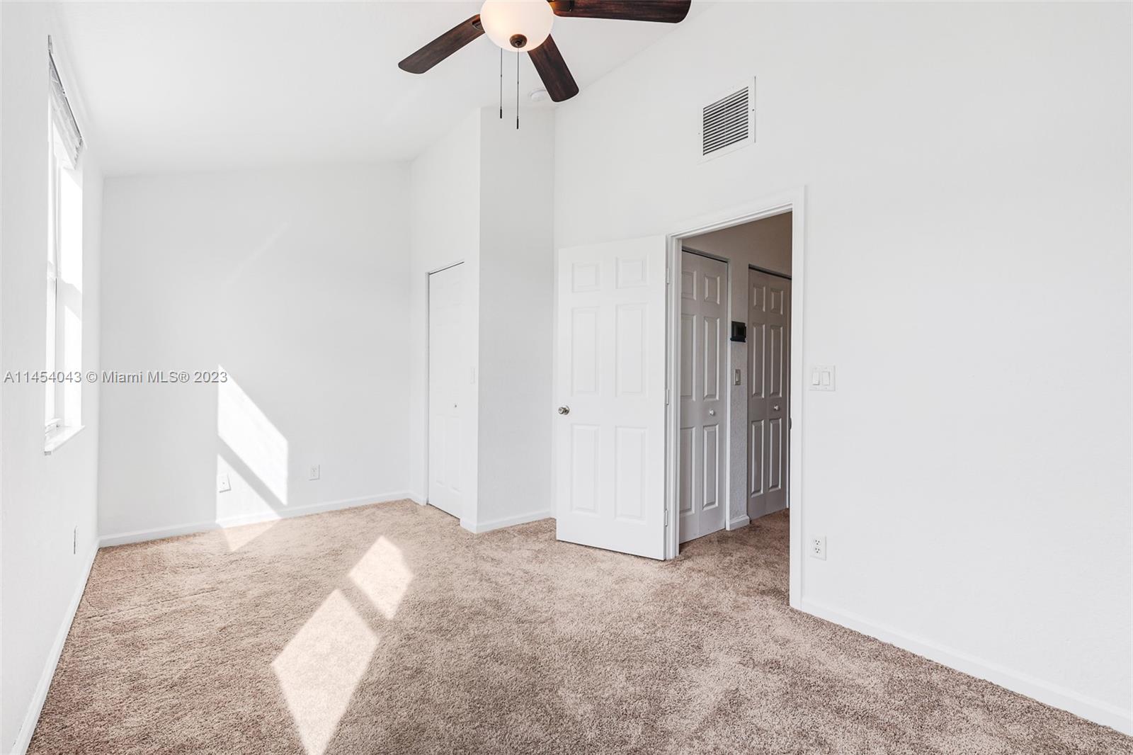 6621 Winfield Blvd Unit: 1
