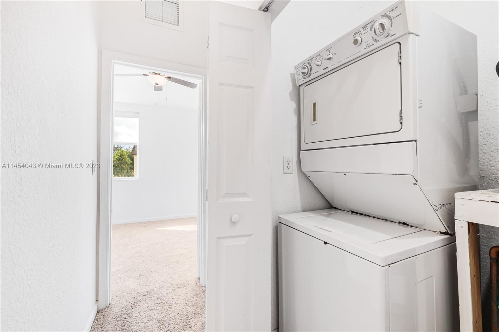 6621 Winfield Blvd Unit: 1