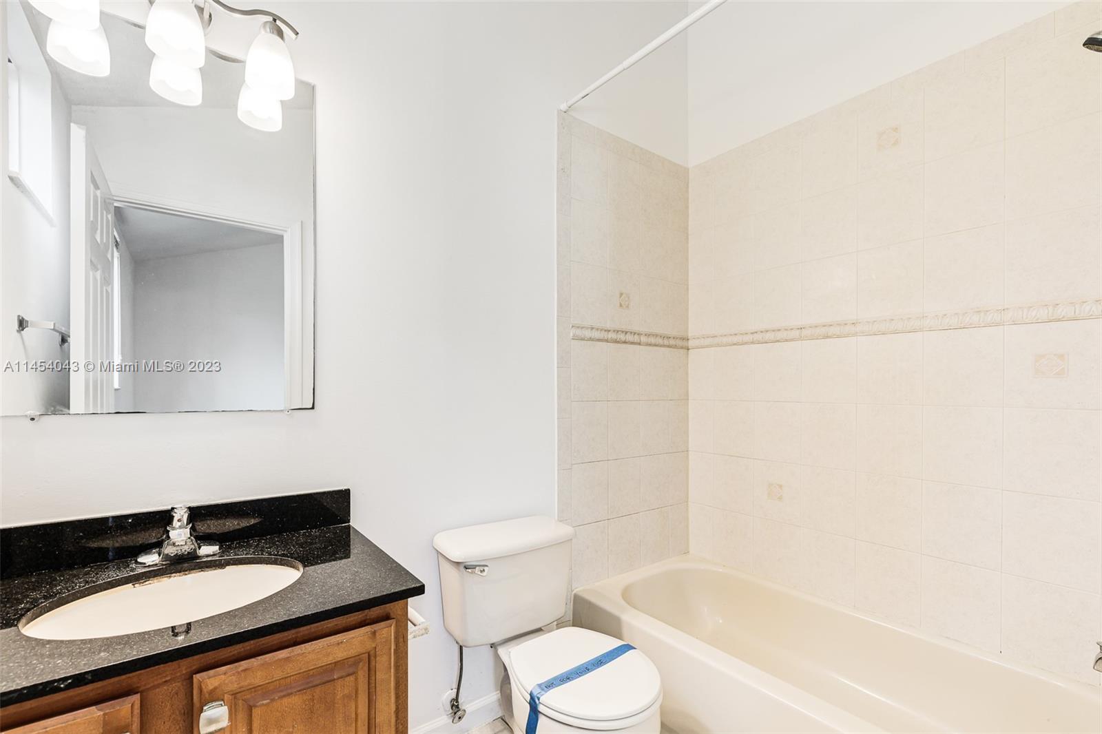 6621 Winfield Blvd Unit: 1