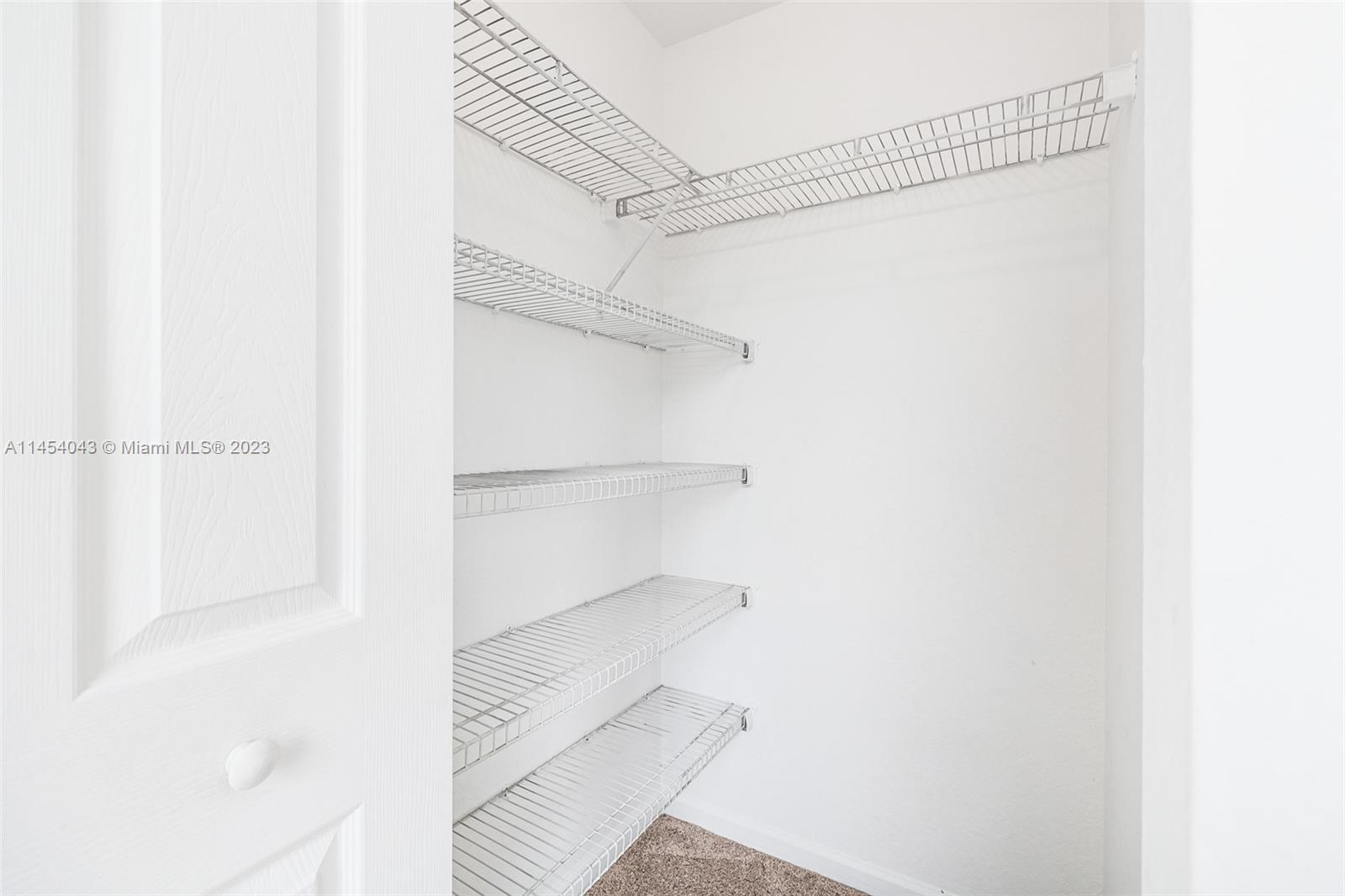 6621 Winfield Blvd Unit: 1