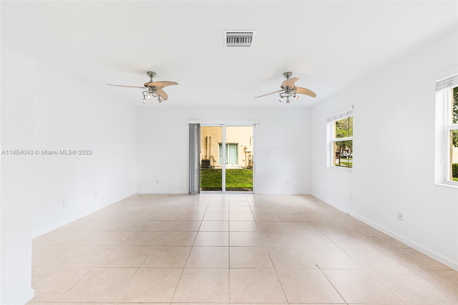 6621 Winfield Blvd Unit: 1