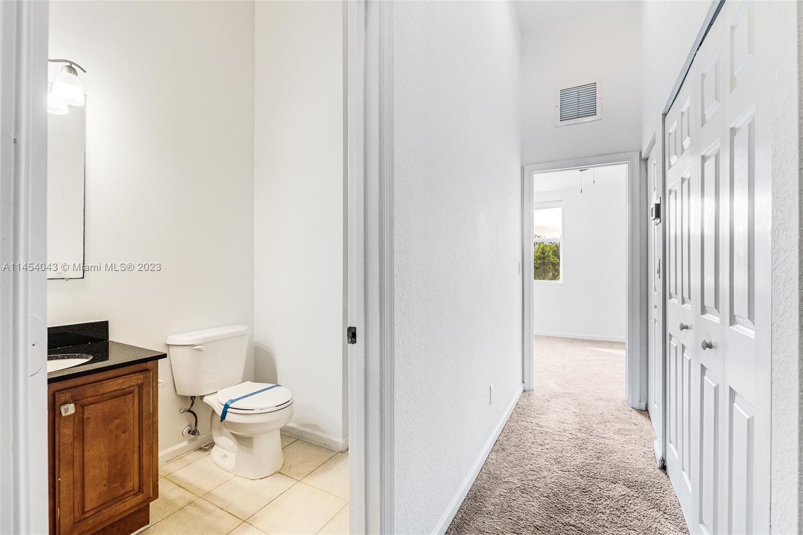 6621 Winfield Blvd Unit: 1
