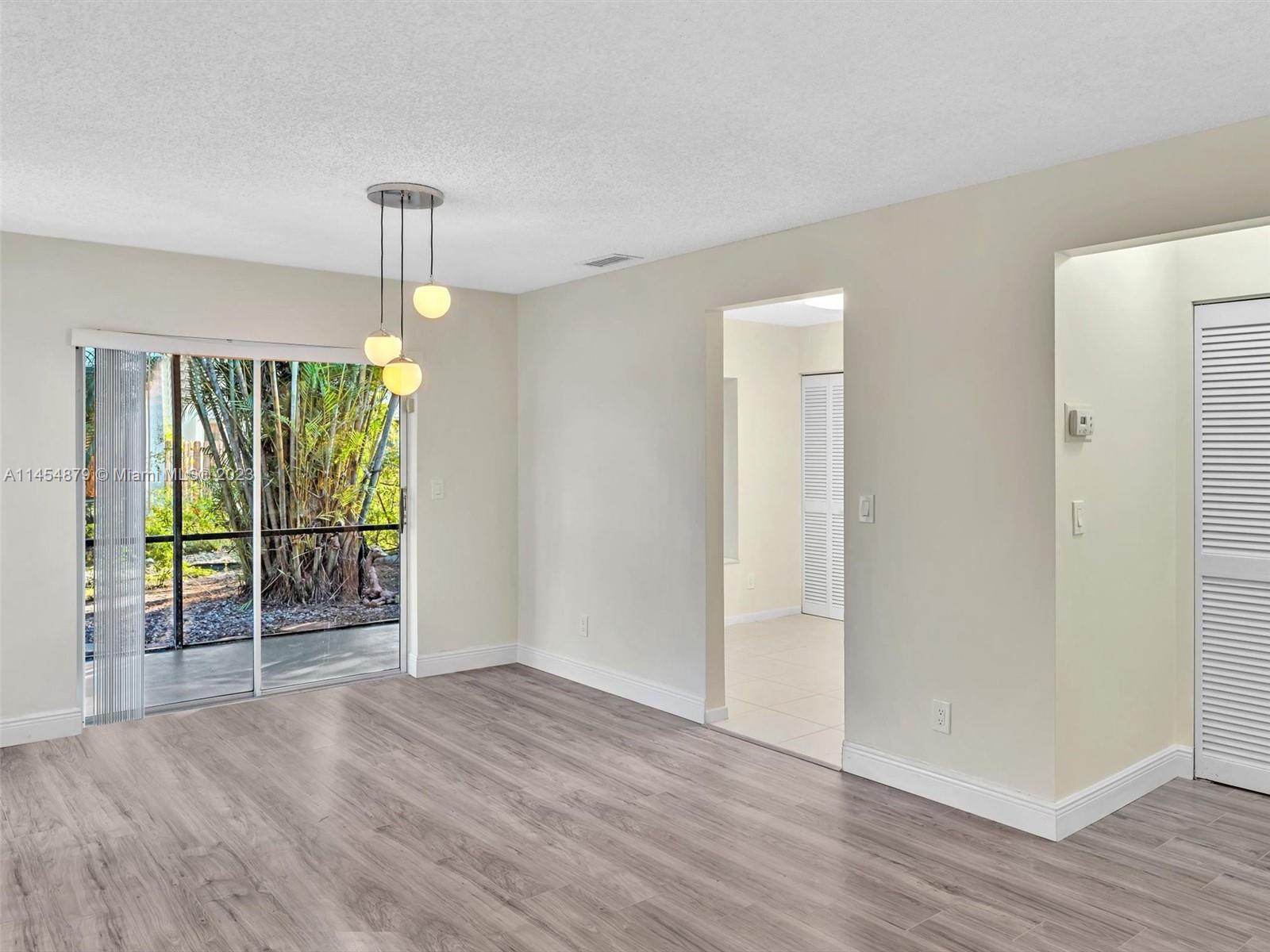 4802 Grapevine Way Unit: 4802