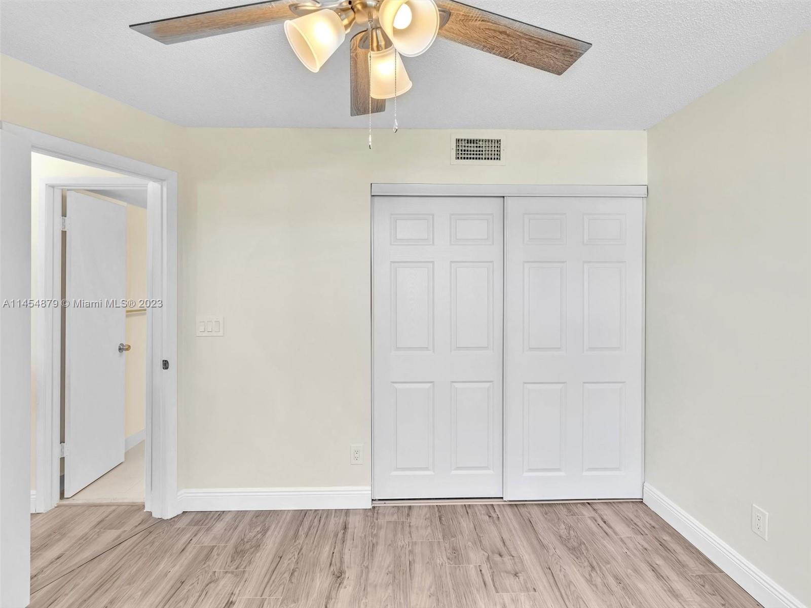 4802 Grapevine Way Unit: 4802