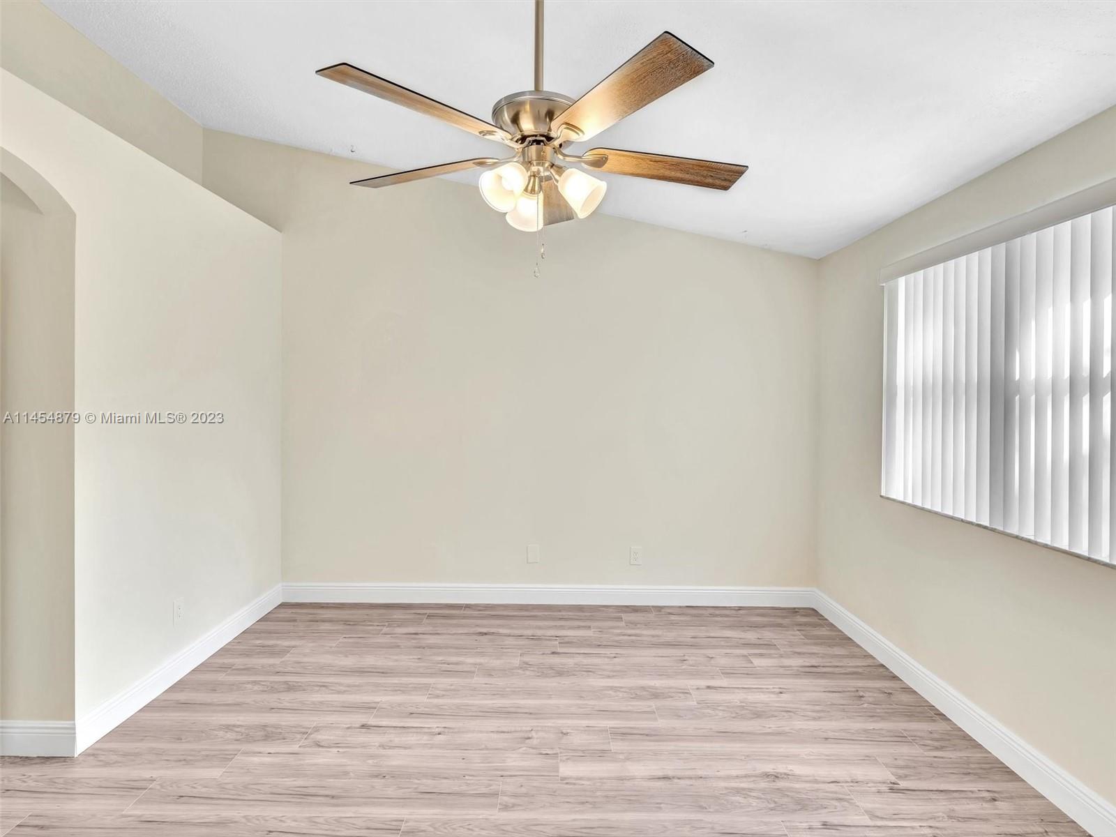 4802 Grapevine Way Unit: 4802