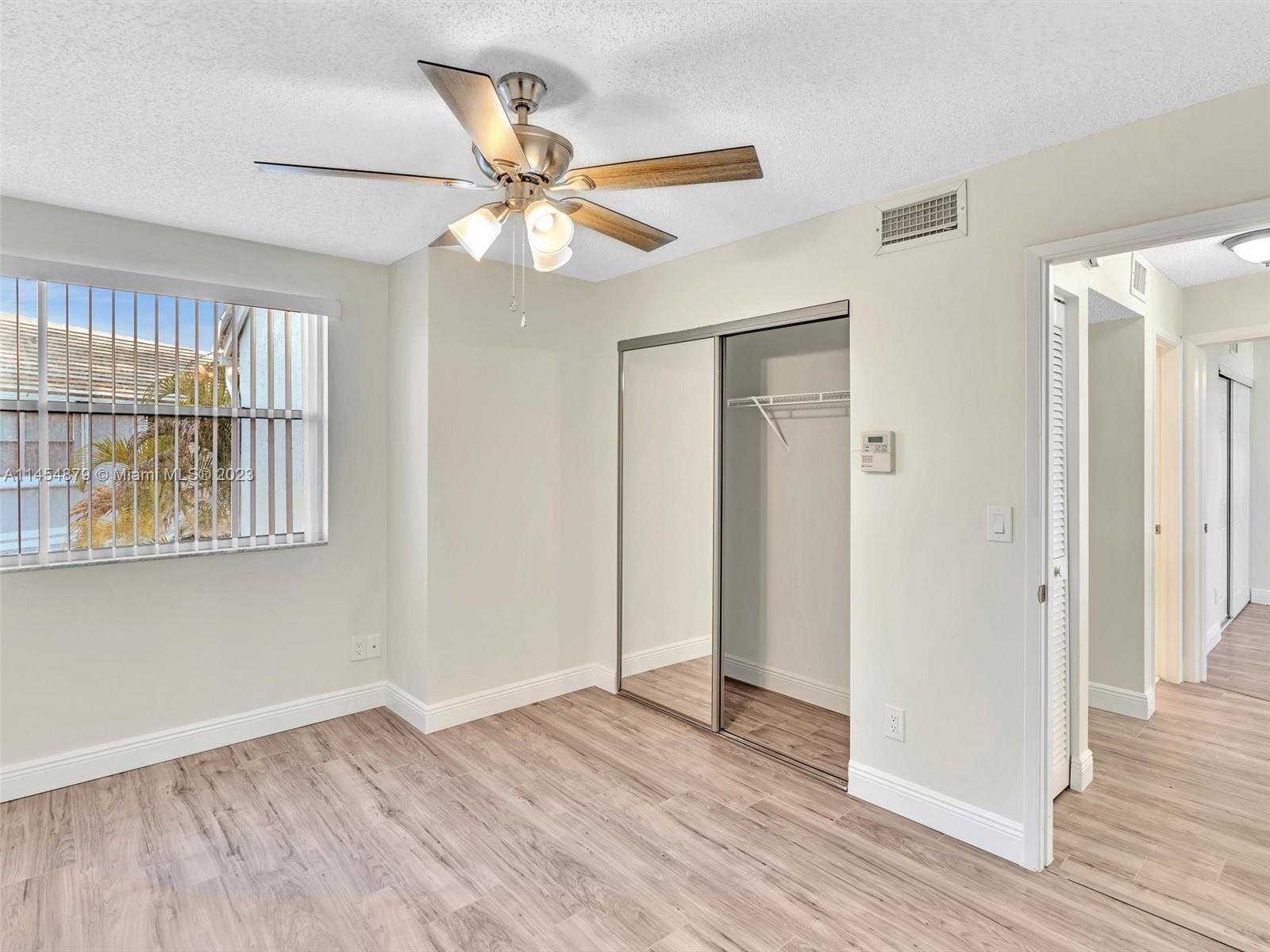 4802 Grapevine Way Unit: 4802