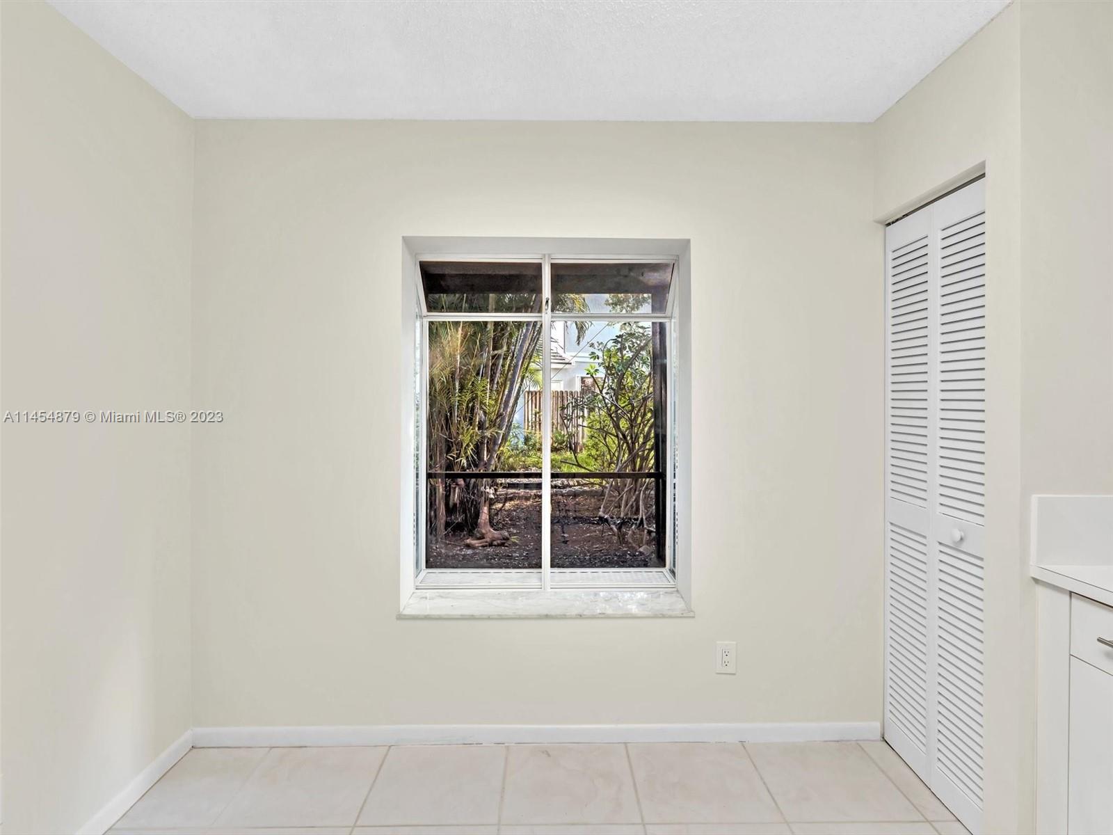 4802 Grapevine Way Unit: 4802