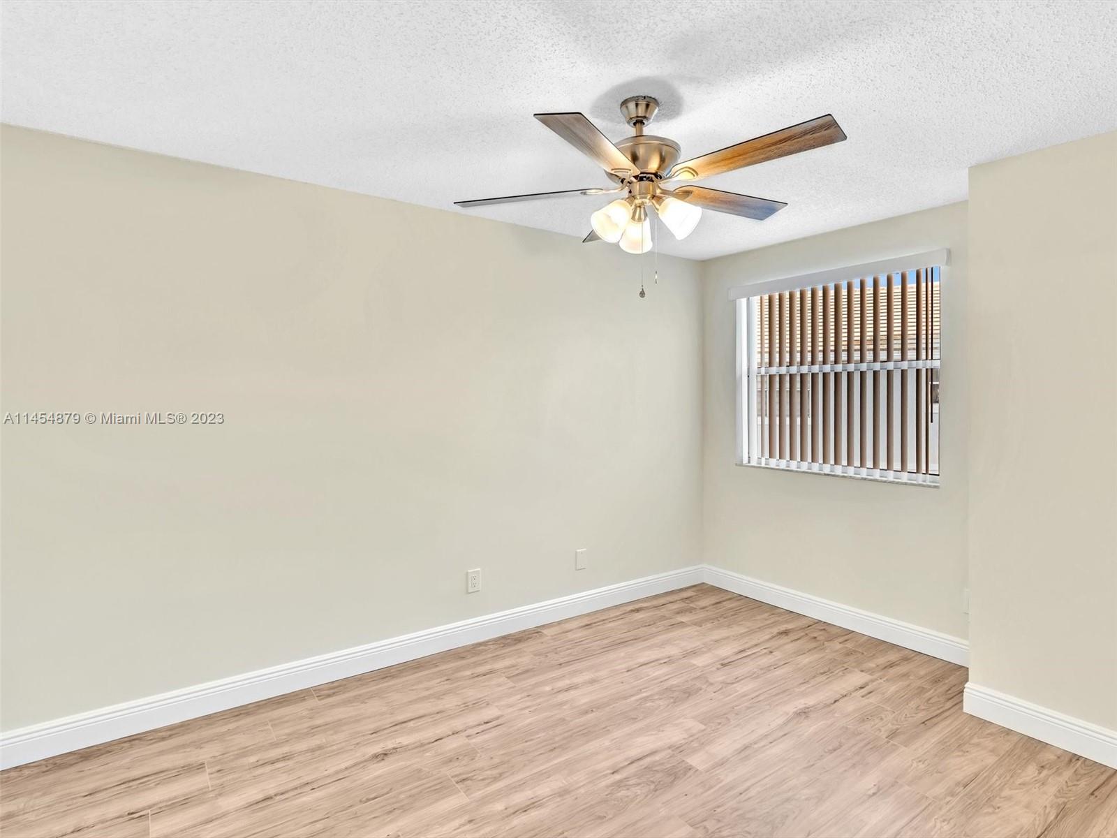 4802 Grapevine Way Unit: 4802