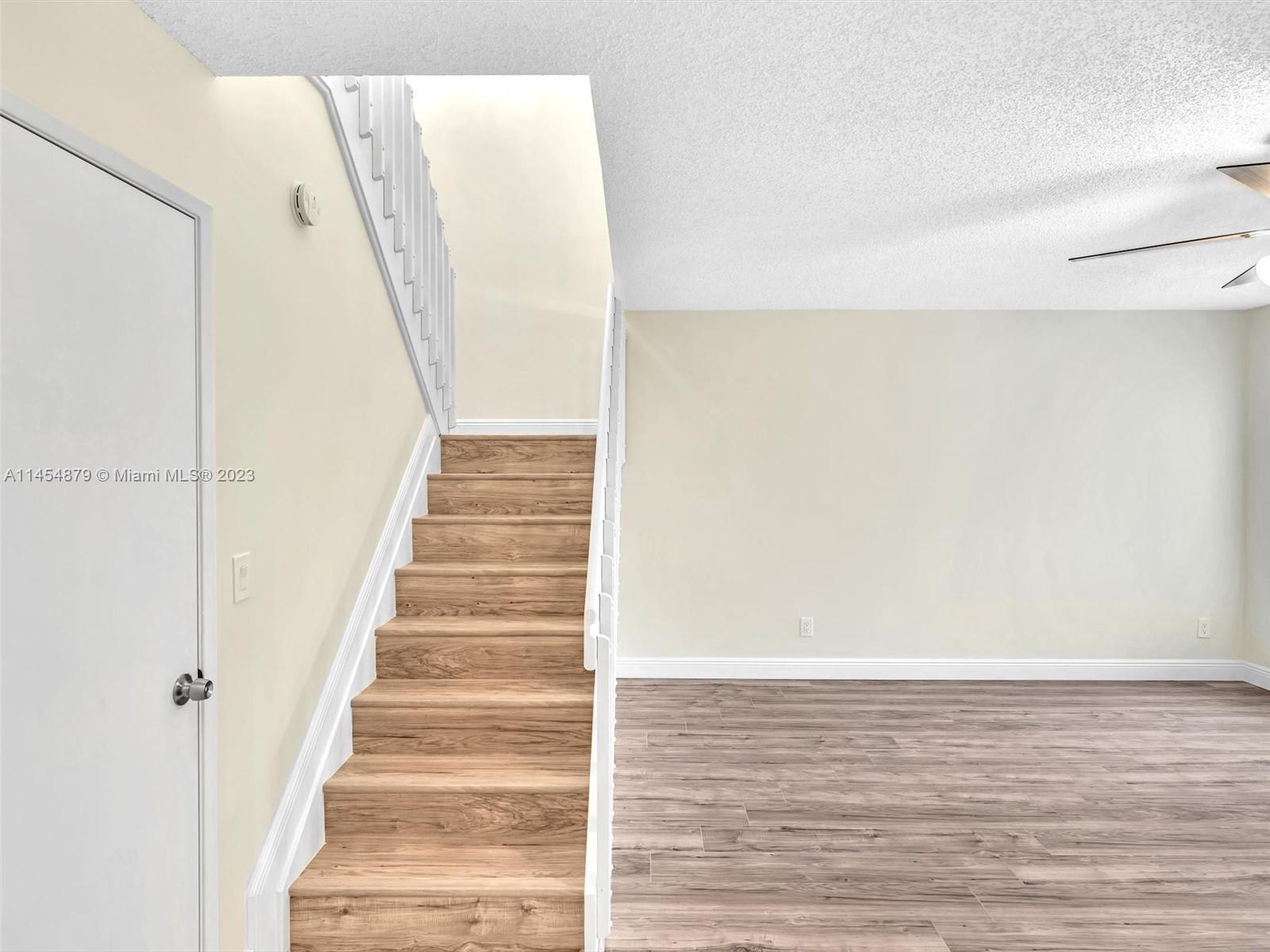 4802 Grapevine Way Unit: 4802