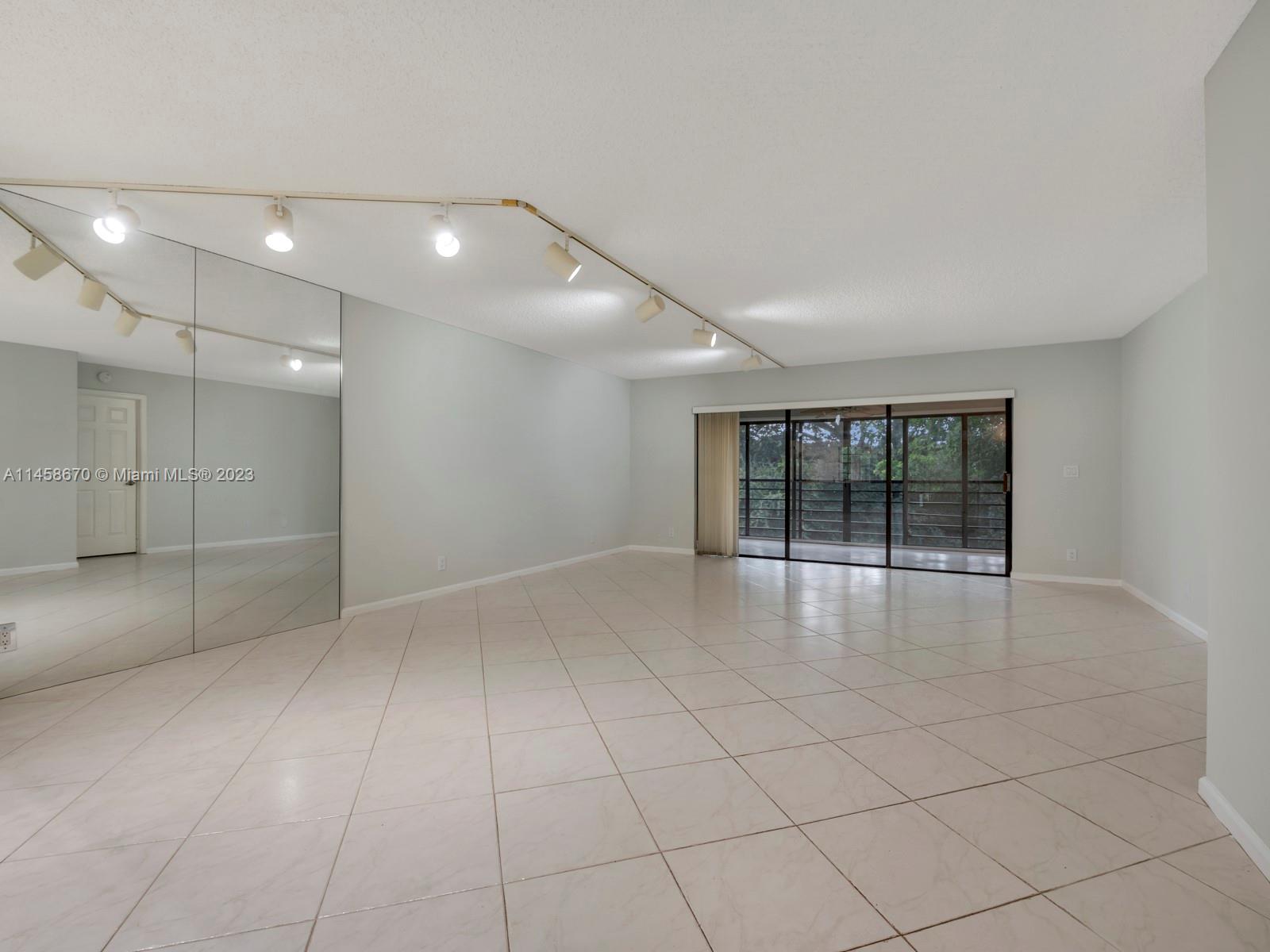 11245 Aspen Glen Dr Unit: 205