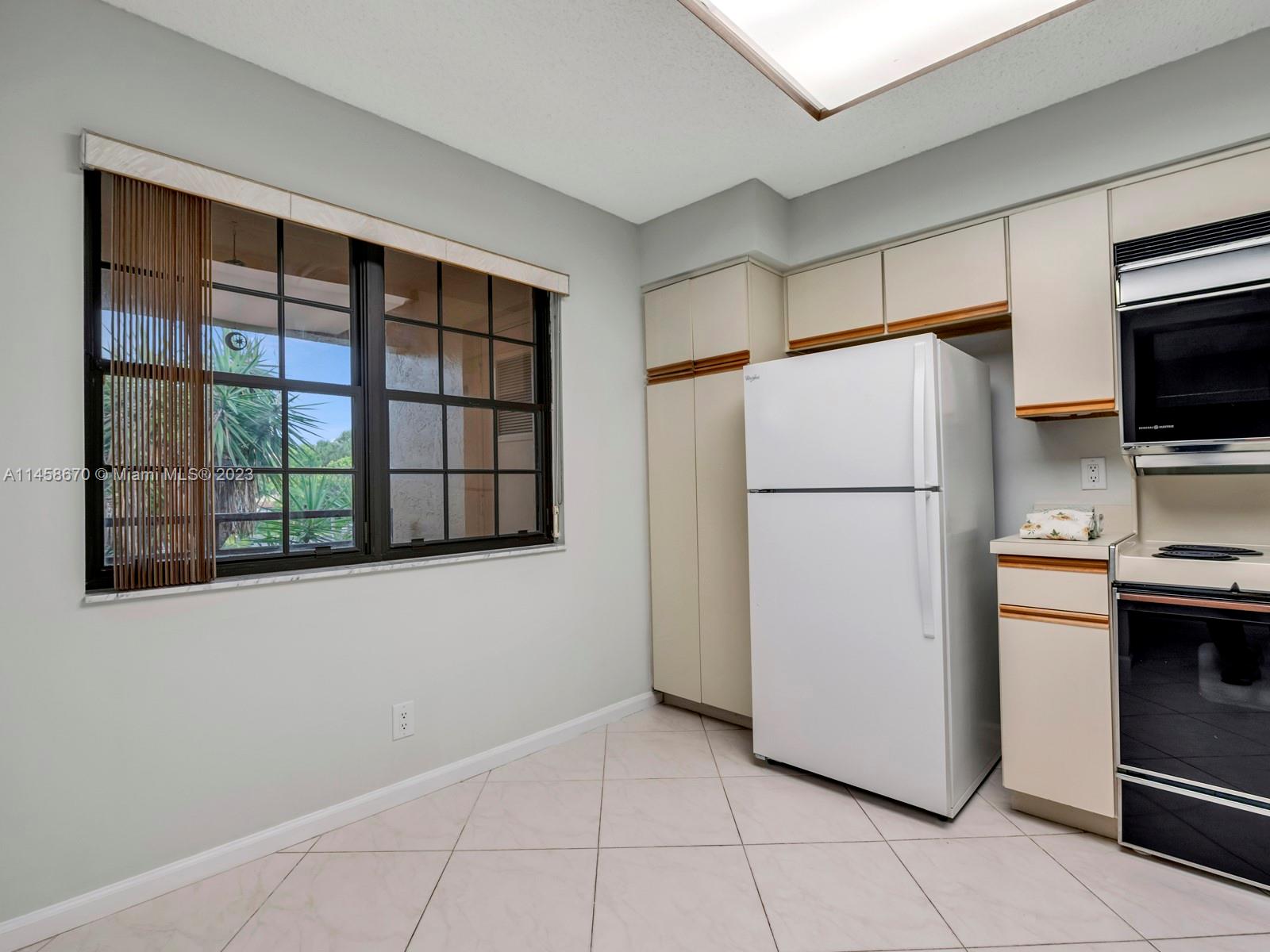 11245 Aspen Glen Dr Unit: 205