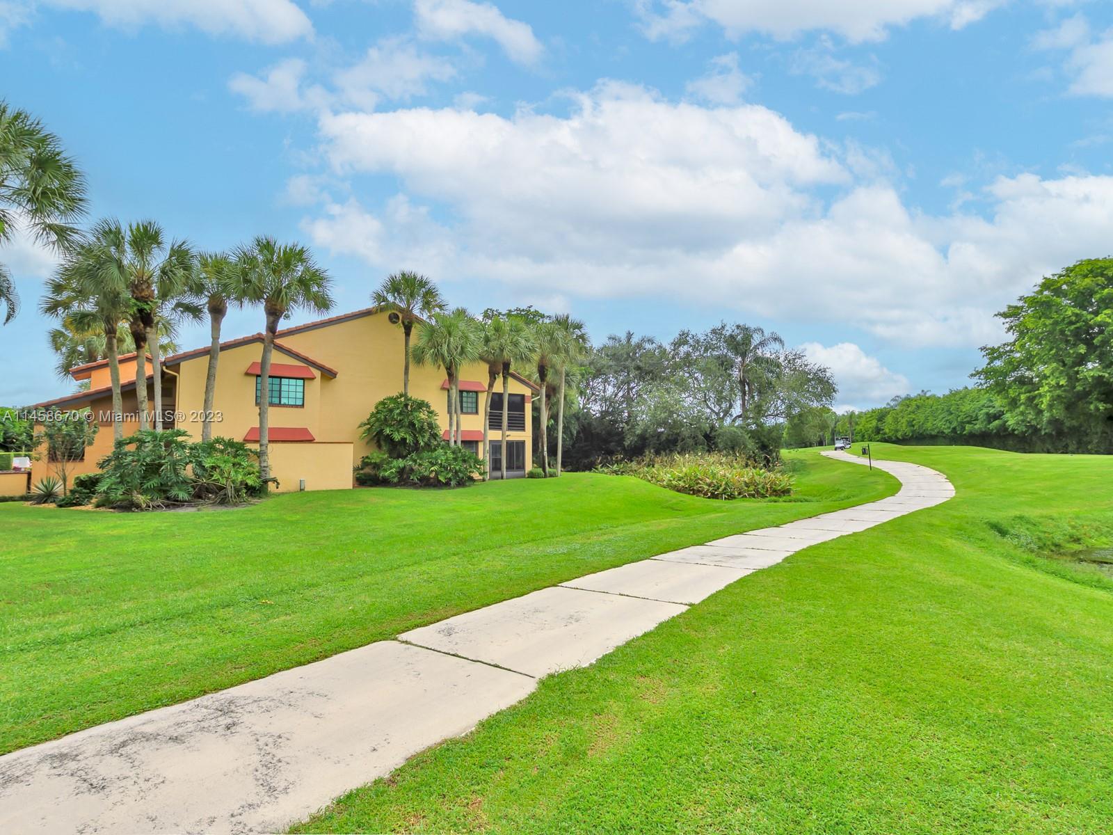 11245 Aspen Glen Dr Unit: 205