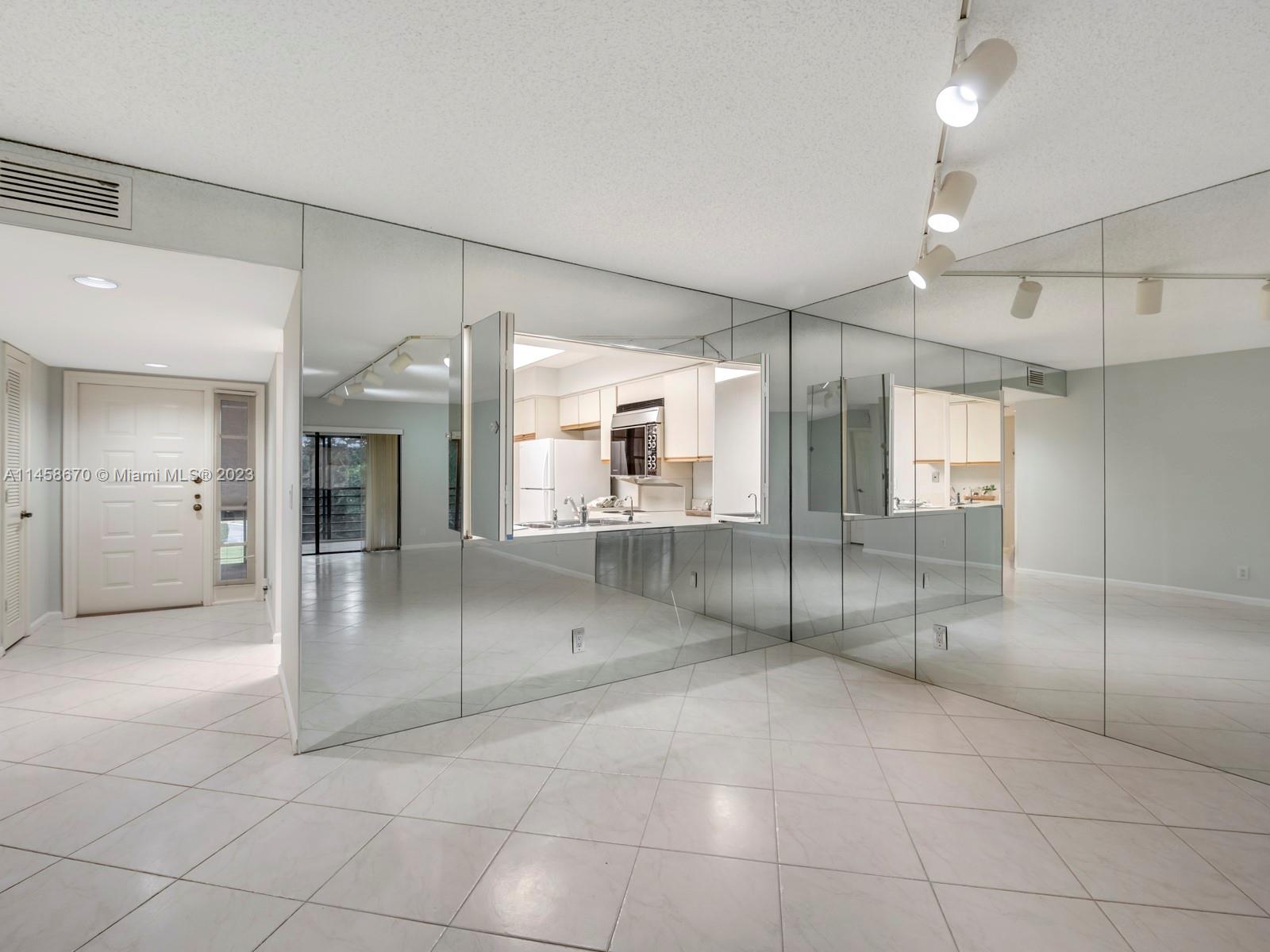 11245 Aspen Glen Dr Unit: 205