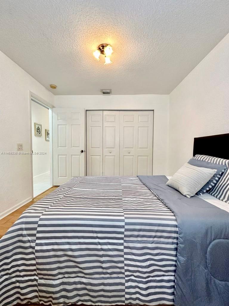 1509 Sunset Way
