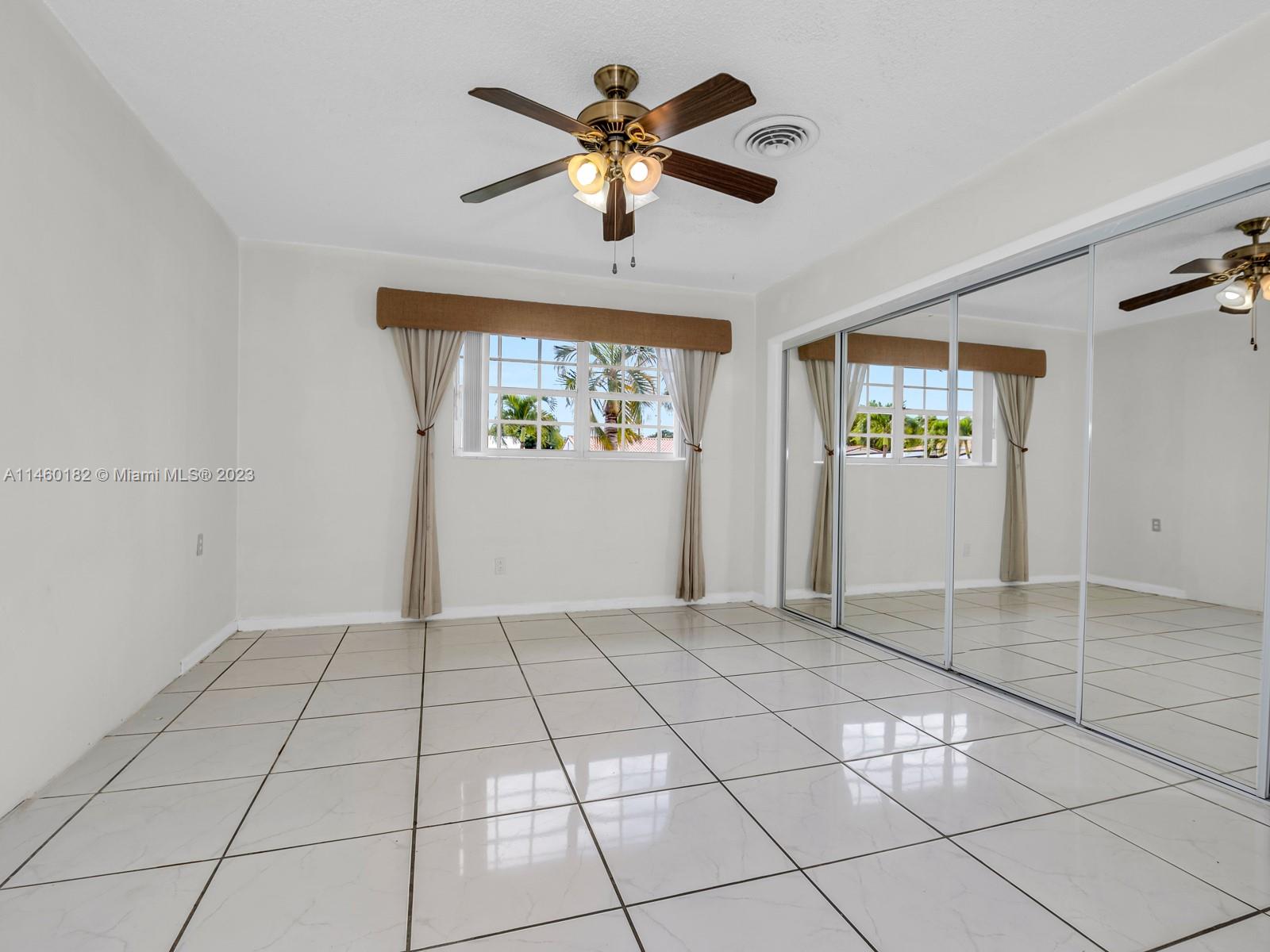 131 W 18th St