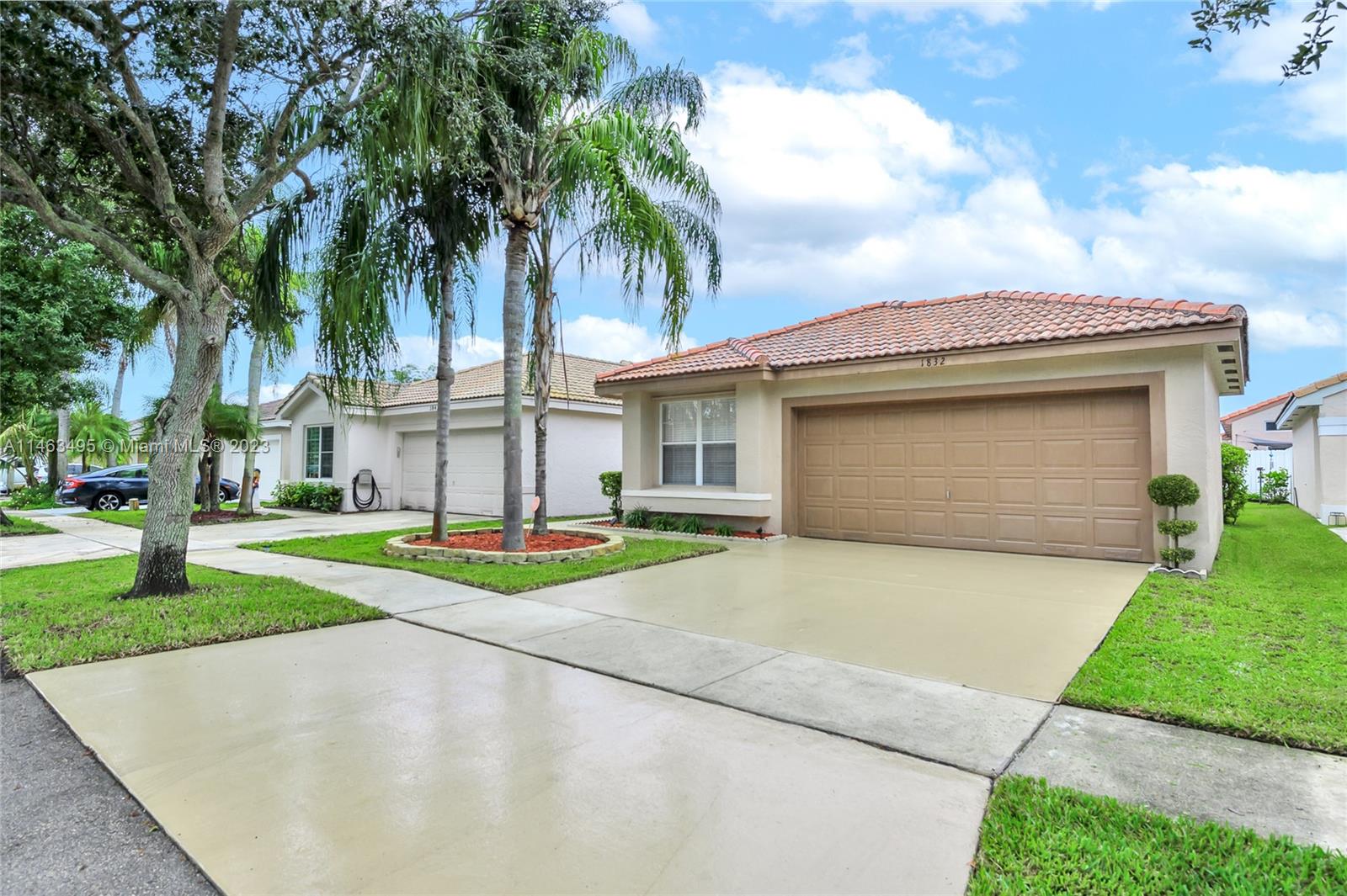 1832 SW 176th Ave