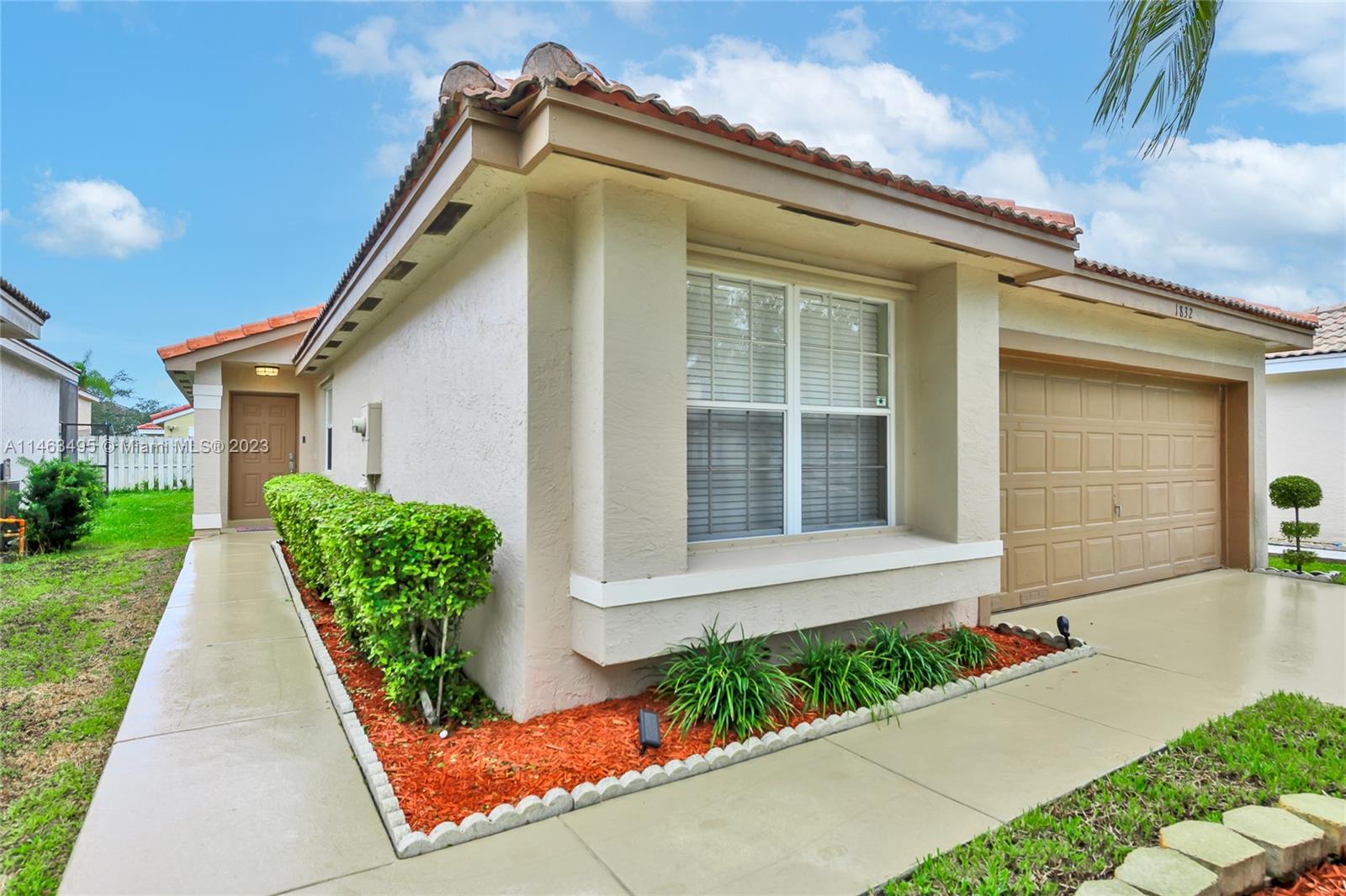 1832 SW 176th Ave