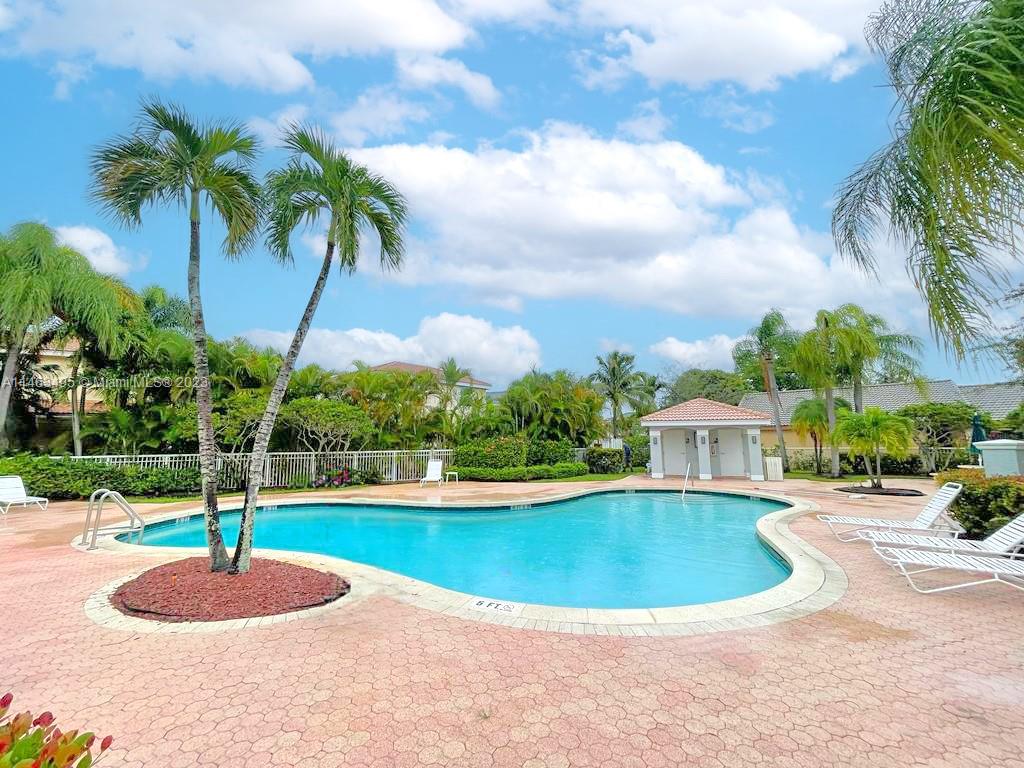 1832 SW 176th Ave