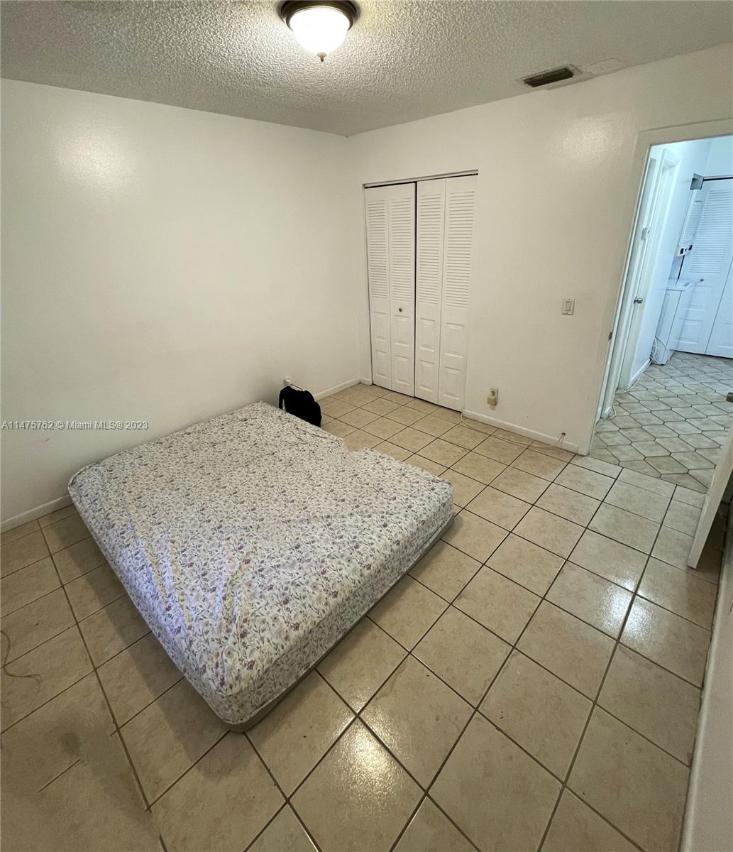 204 Lake Pointe Dr Unit: 203