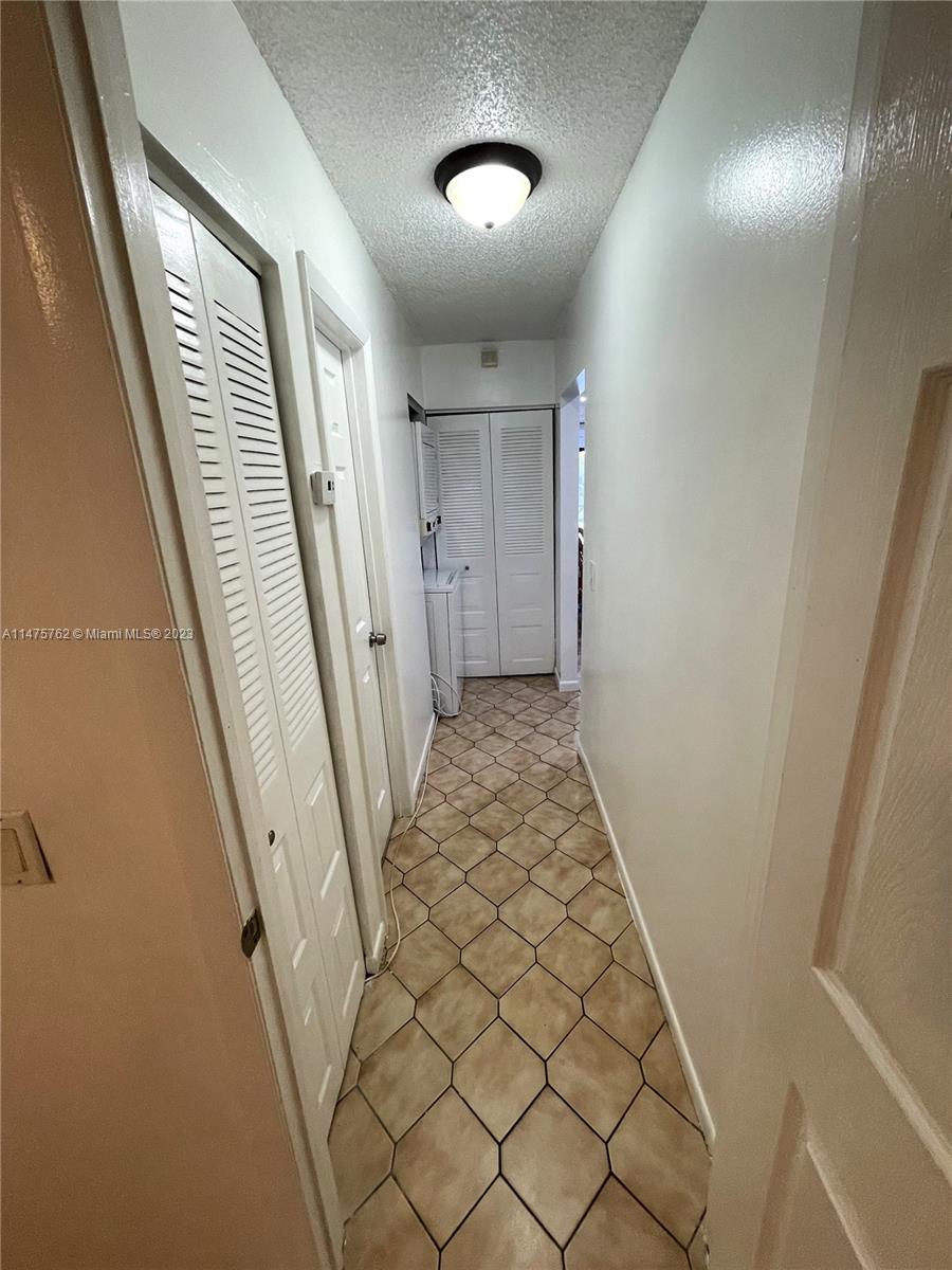 204 Lake Pointe Dr Unit: 203