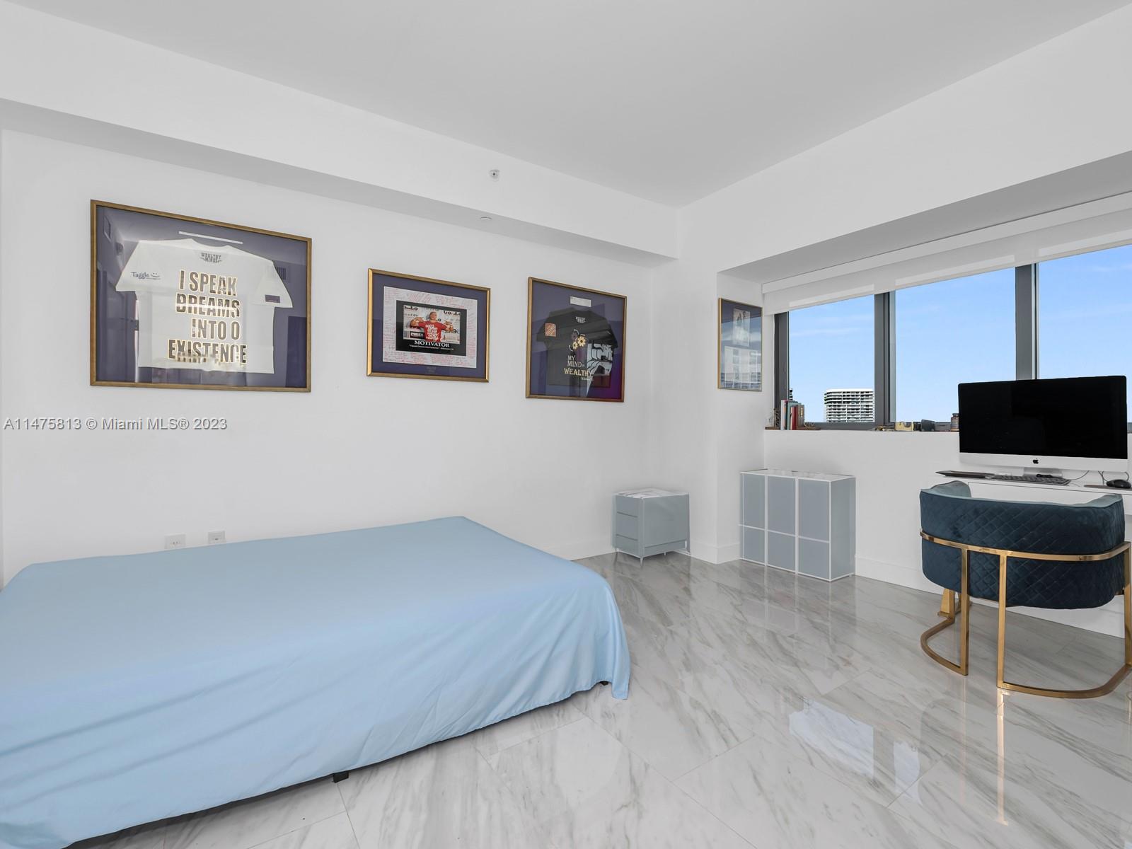 650 NE 32nd St Unit: 2404