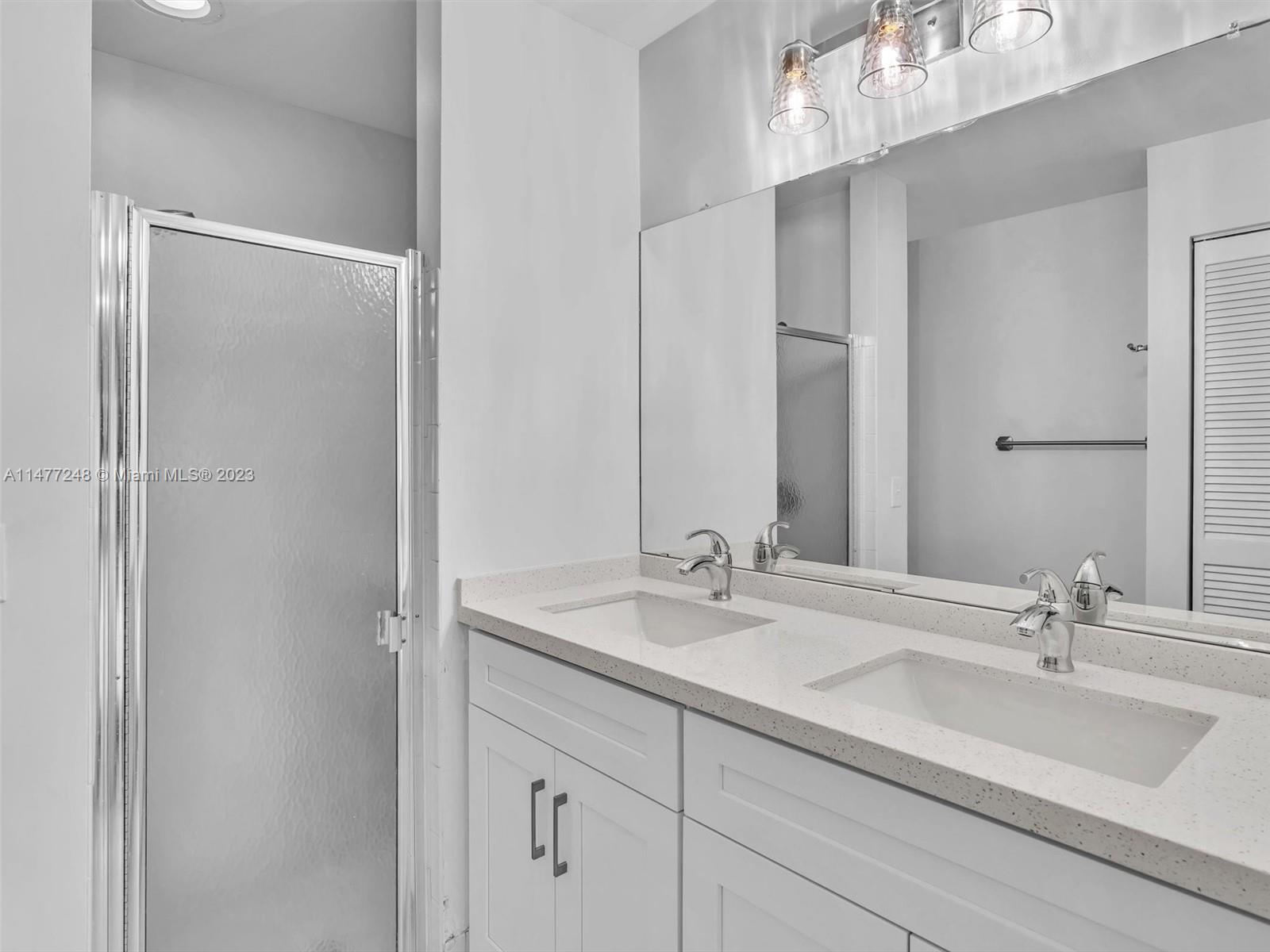 10981 Scarborough Dr Unit: 10981