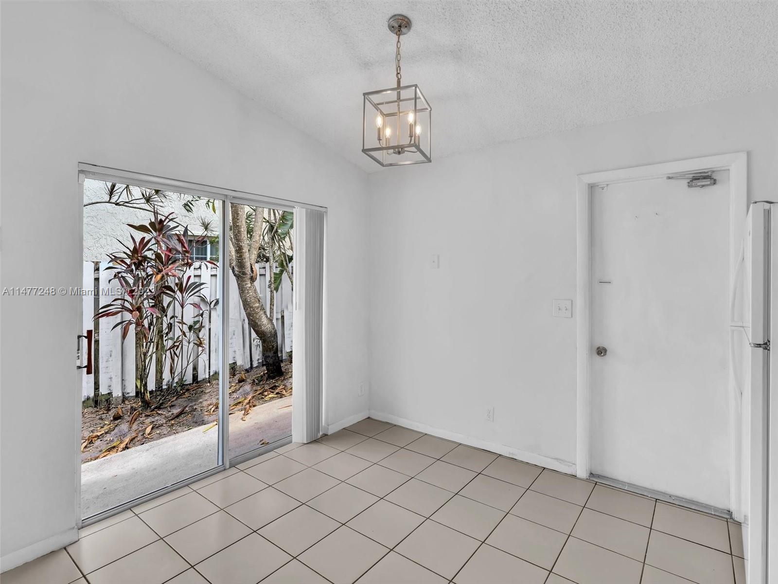 10981 Scarborough Dr Unit: 10981