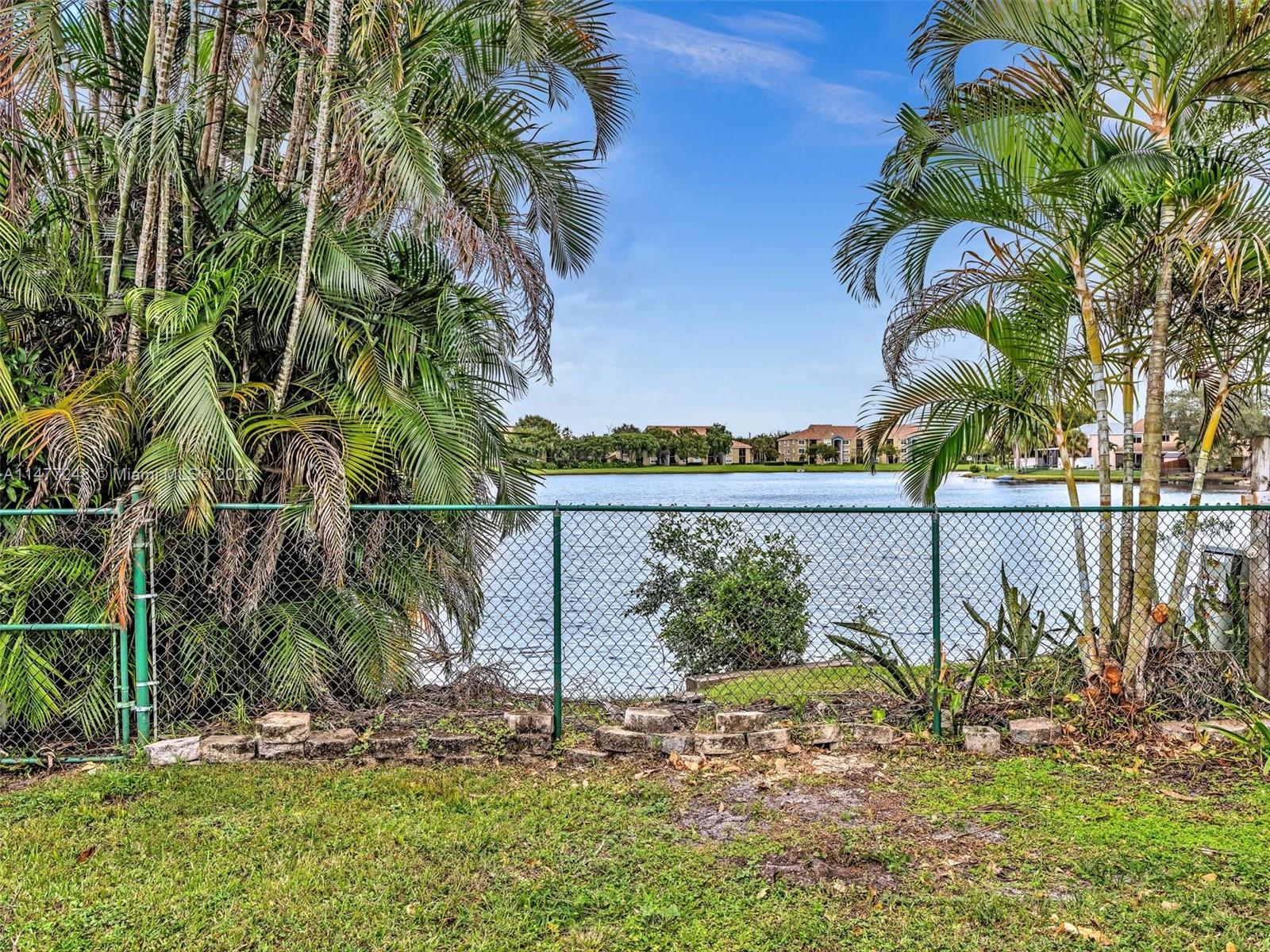 10981 Scarborough Dr Unit: 10981