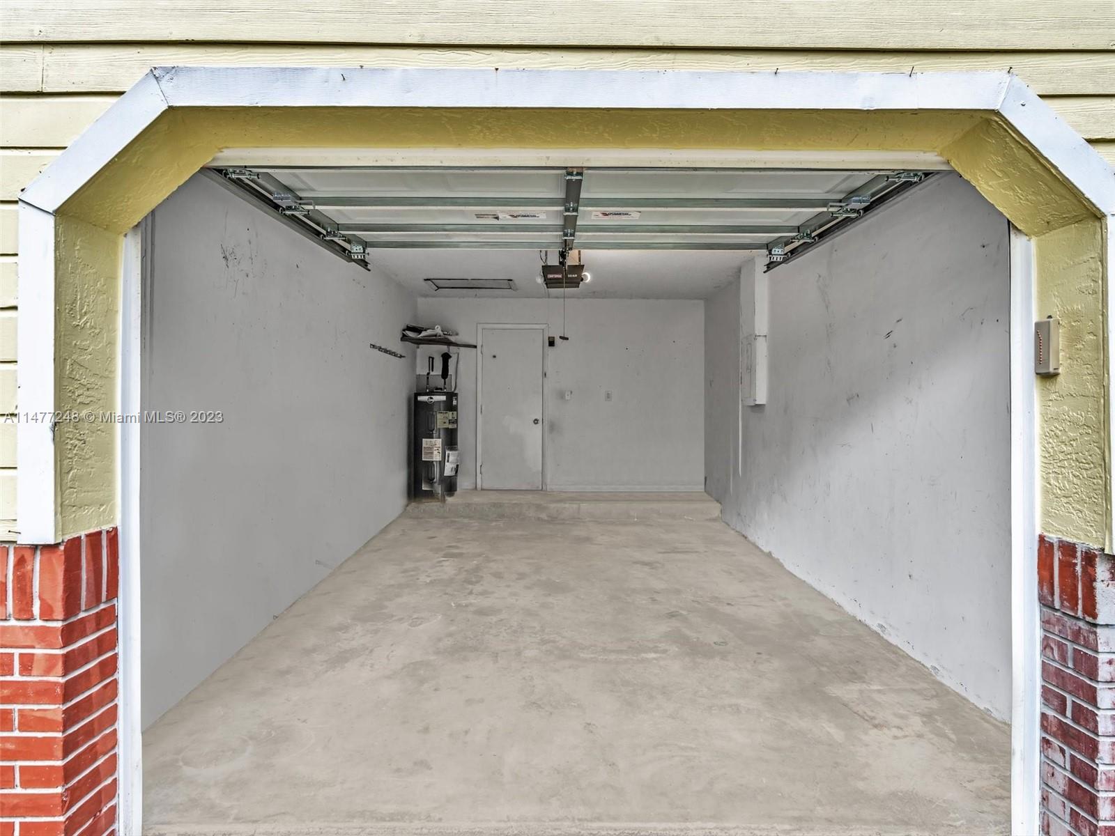 10981 Scarborough Dr Unit: 10981