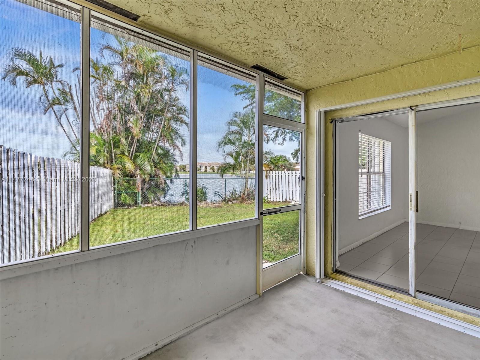 10981 Scarborough Dr Unit: 10981