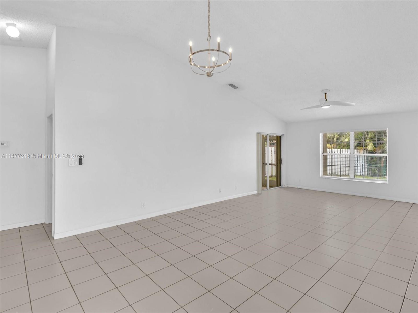 10981 Scarborough Dr Unit: 10981