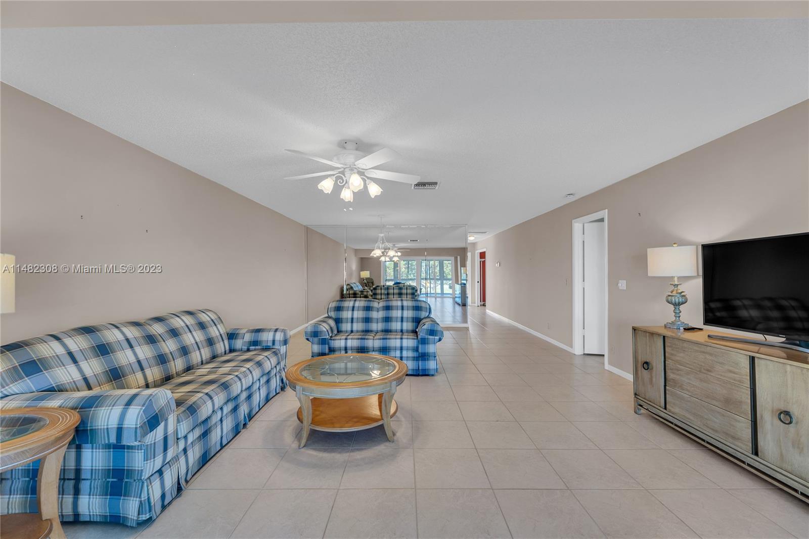 1965 NW 18th St Unit: 203