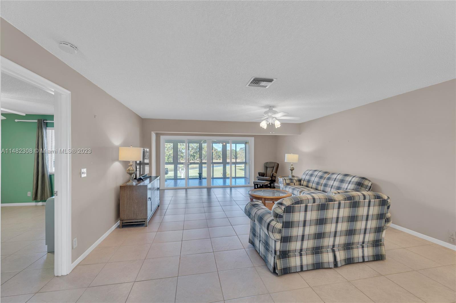 1965 NW 18th St Unit: 203