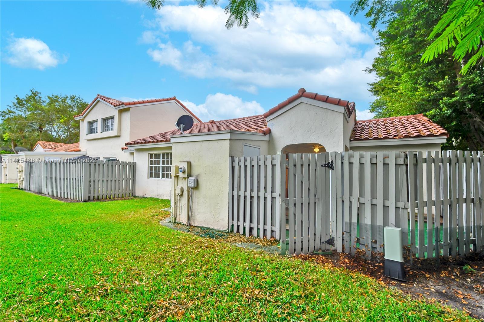 1419 Cottonwood Cir Unit: 1419