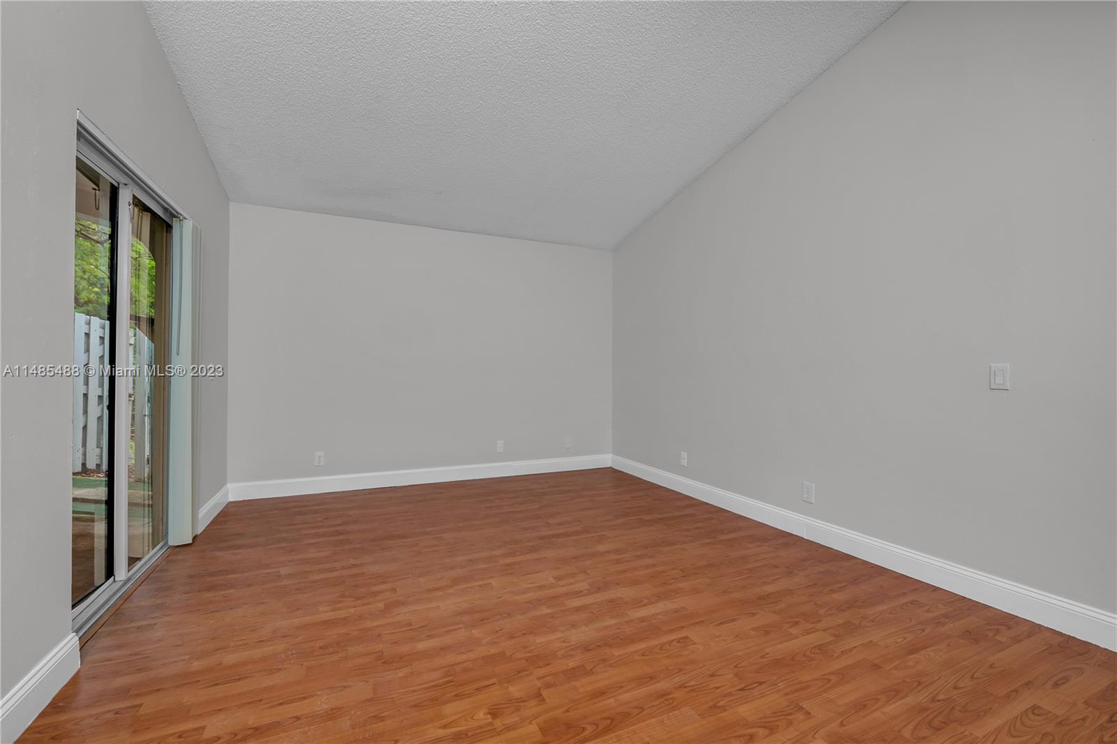1419 Cottonwood Cir Unit: 1419