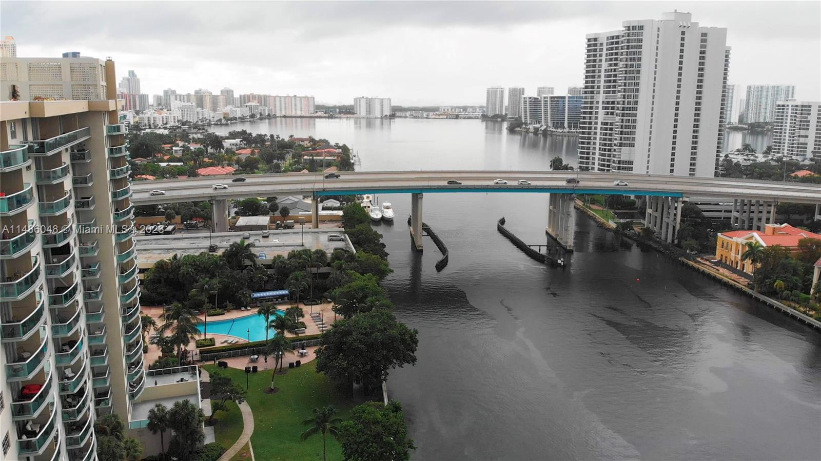 19390 Collins Ave Unit: 621