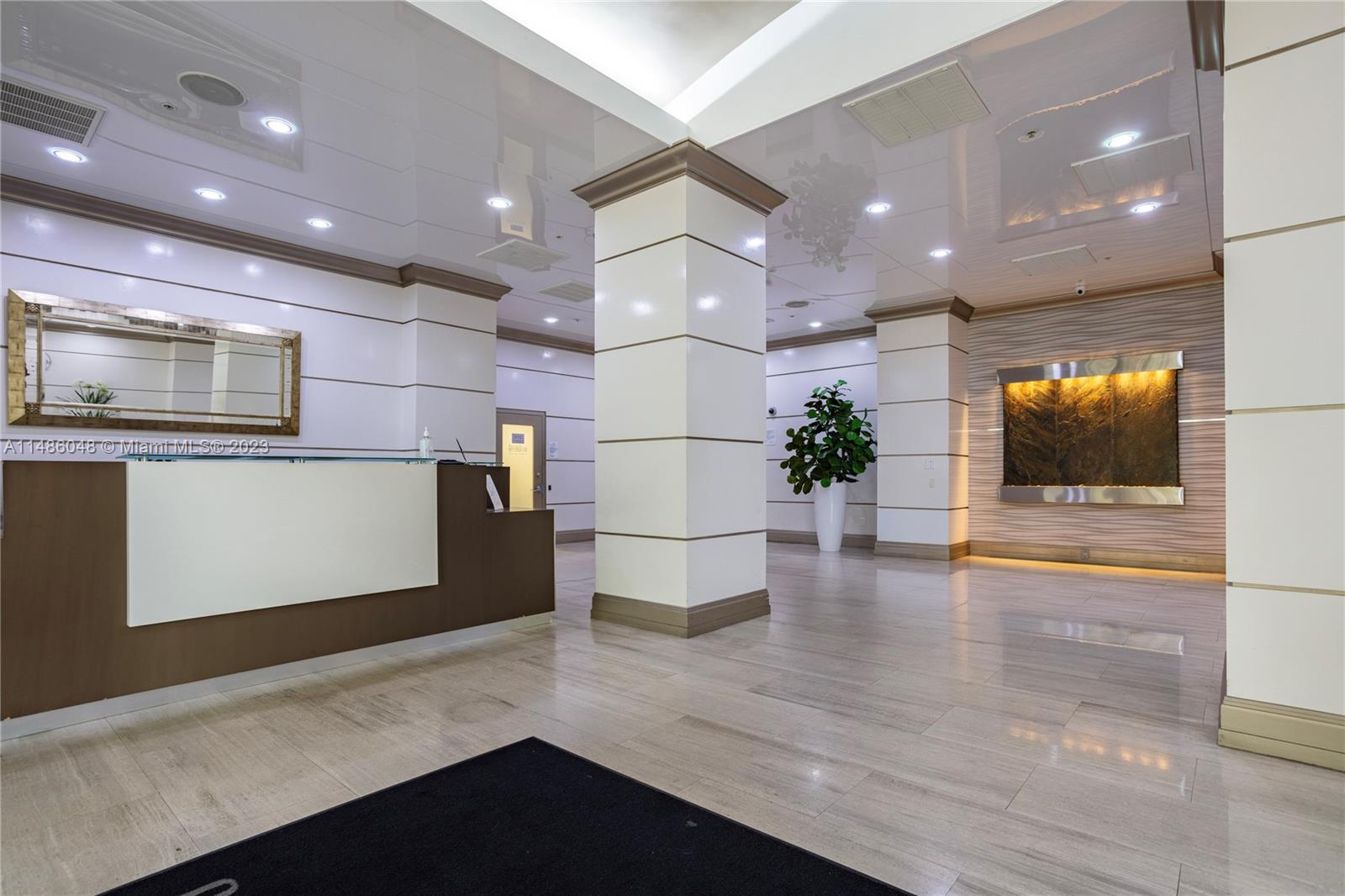 19390 Collins Ave Unit: 621