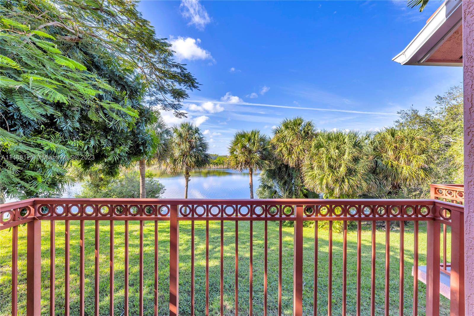 2054 Alta Meadows Ln Unit: 2401