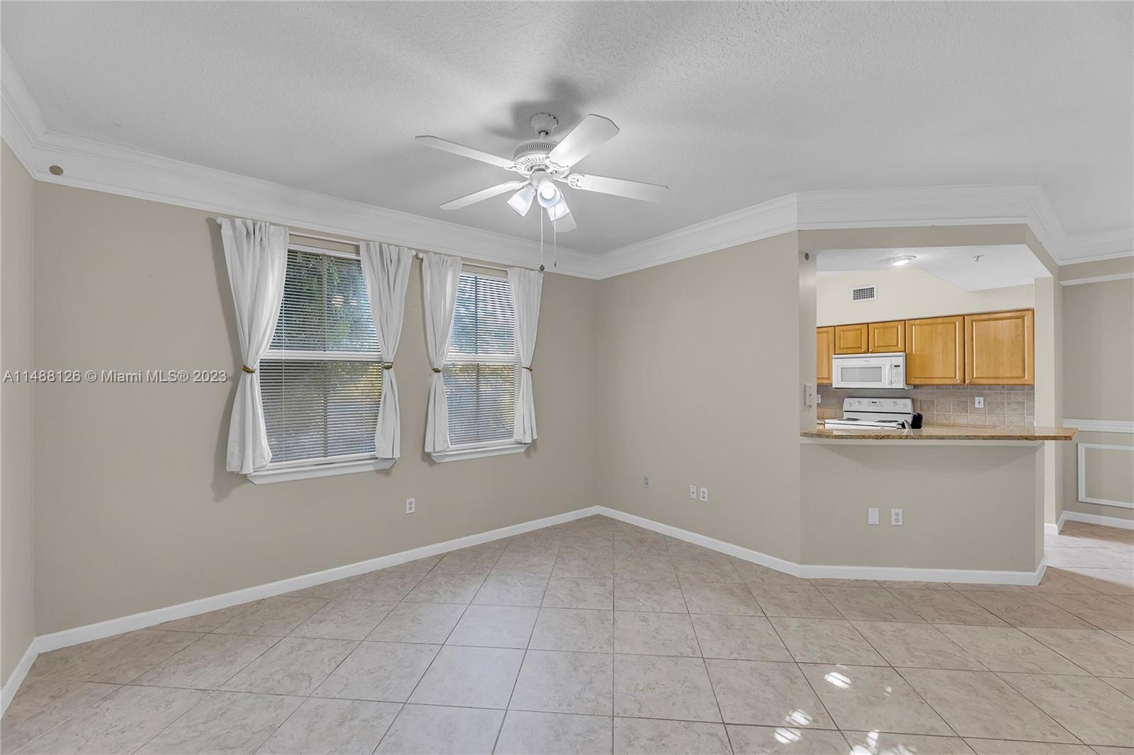 2054 Alta Meadows Ln Unit: 2401