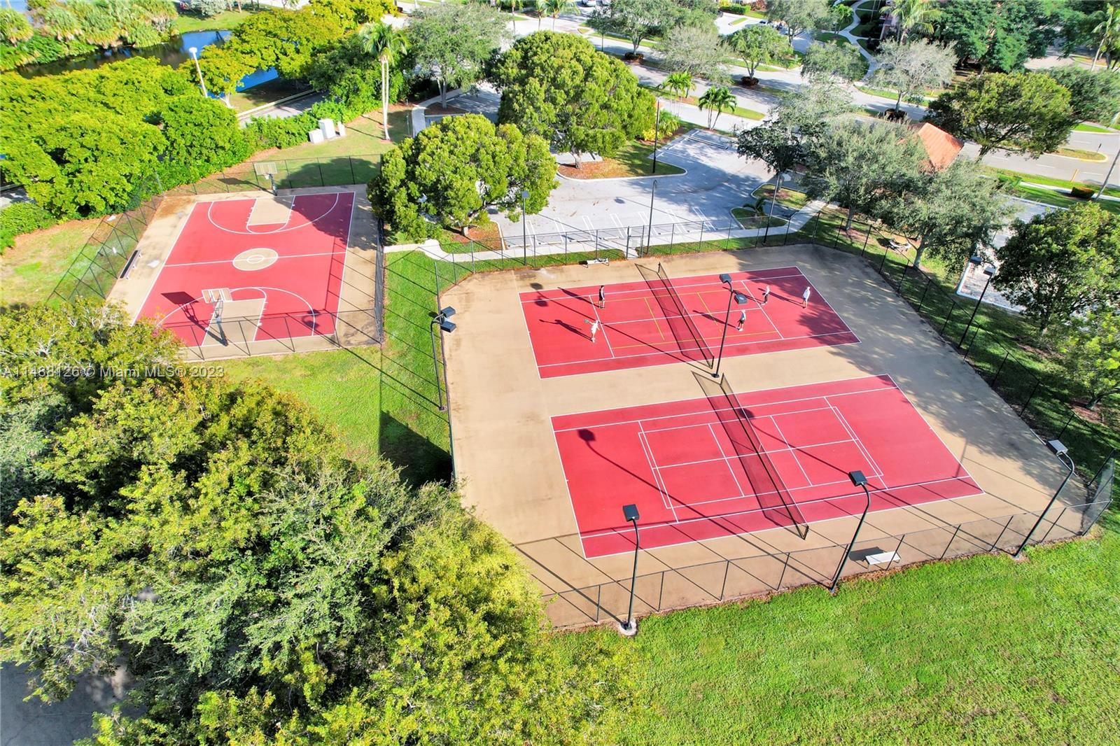 2054 Alta Meadows Ln Unit: 2401