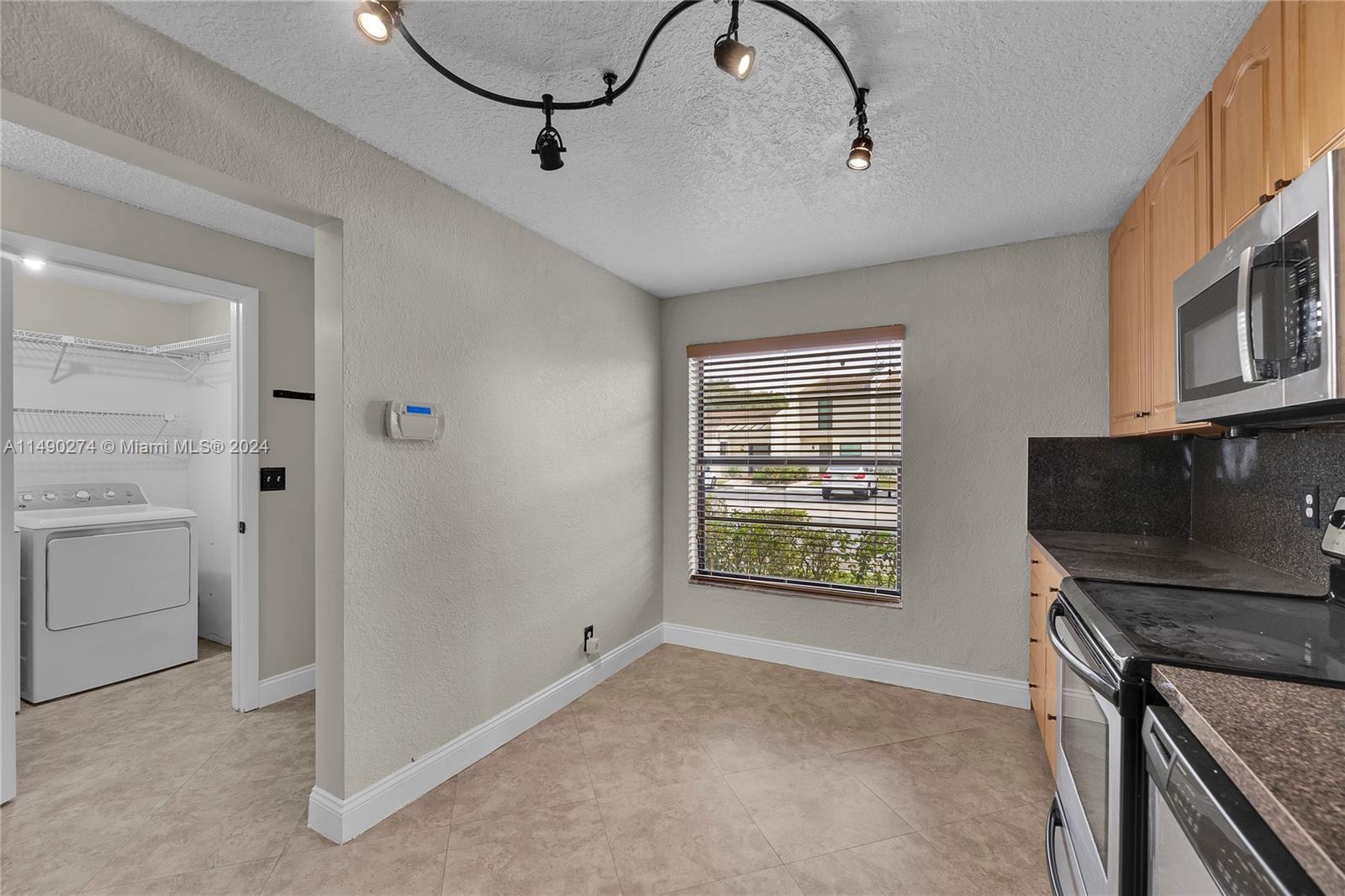 1072 NW 98th Ter Unit: 114