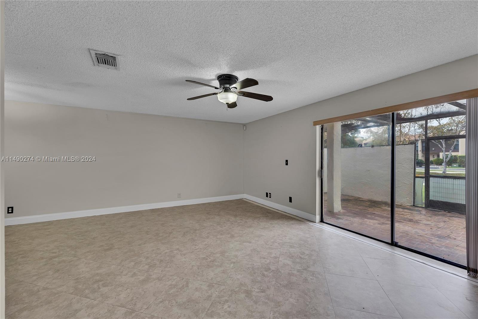 1072 NW 98th Ter Unit: 114