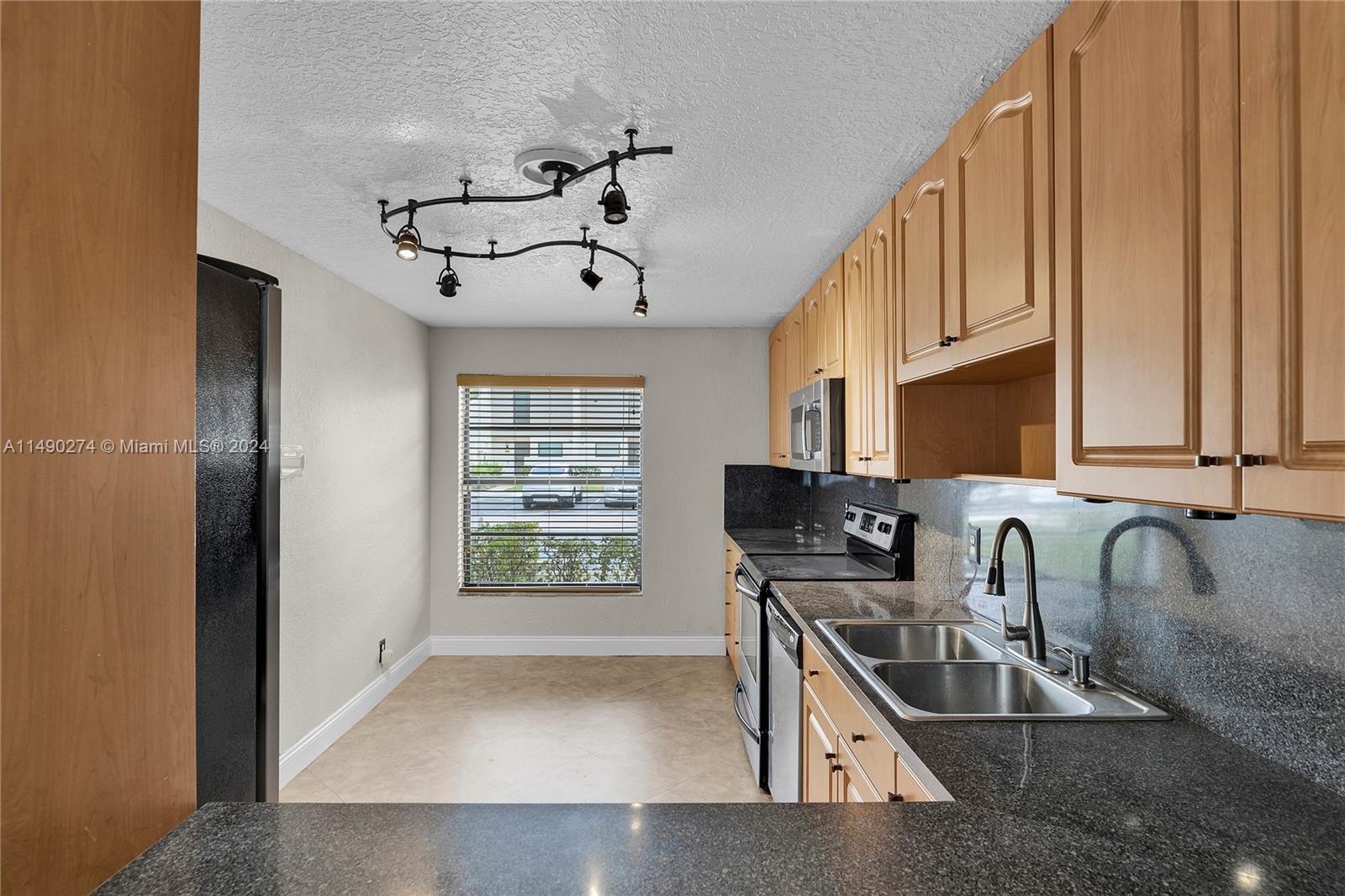 1072 NW 98th Ter Unit: 114